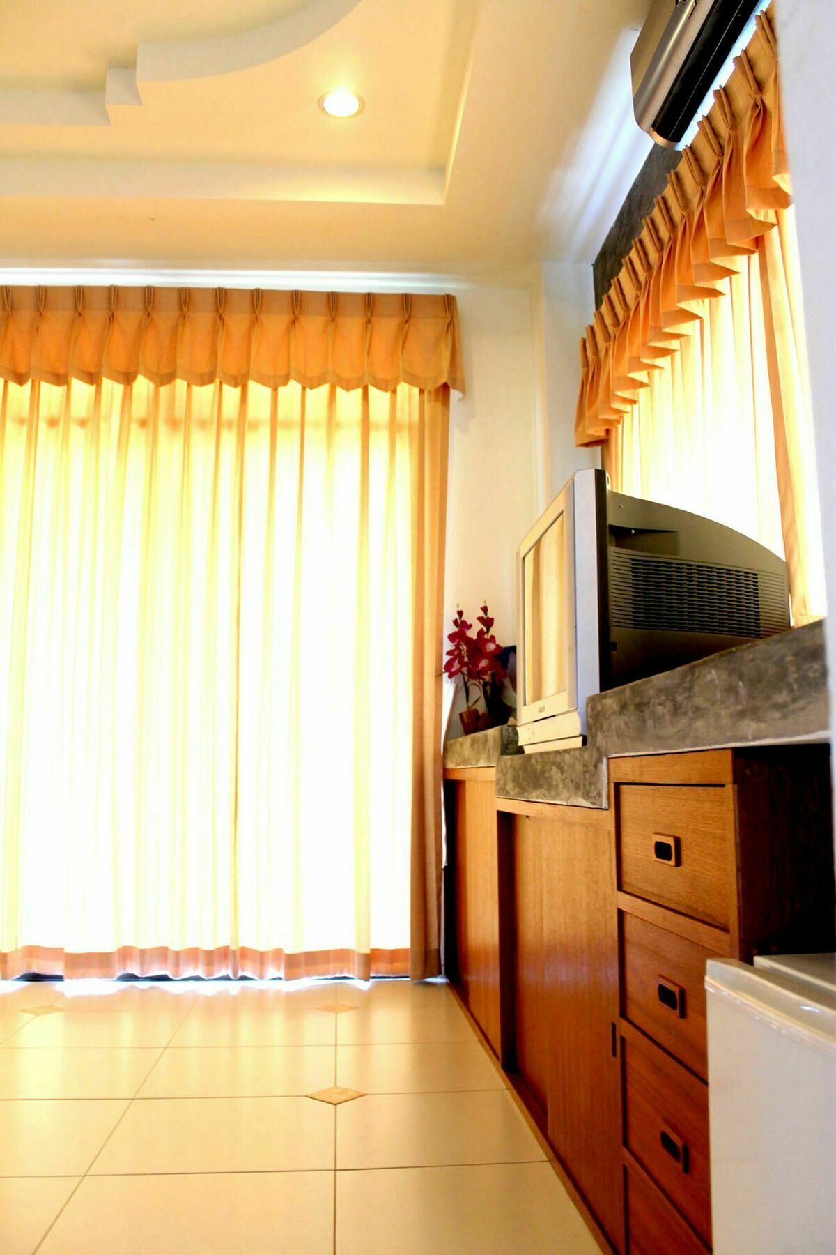 Hotel Bangwan Kamala Beach