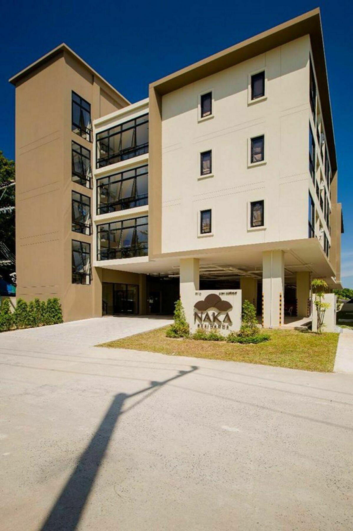 Aparthotel Naka