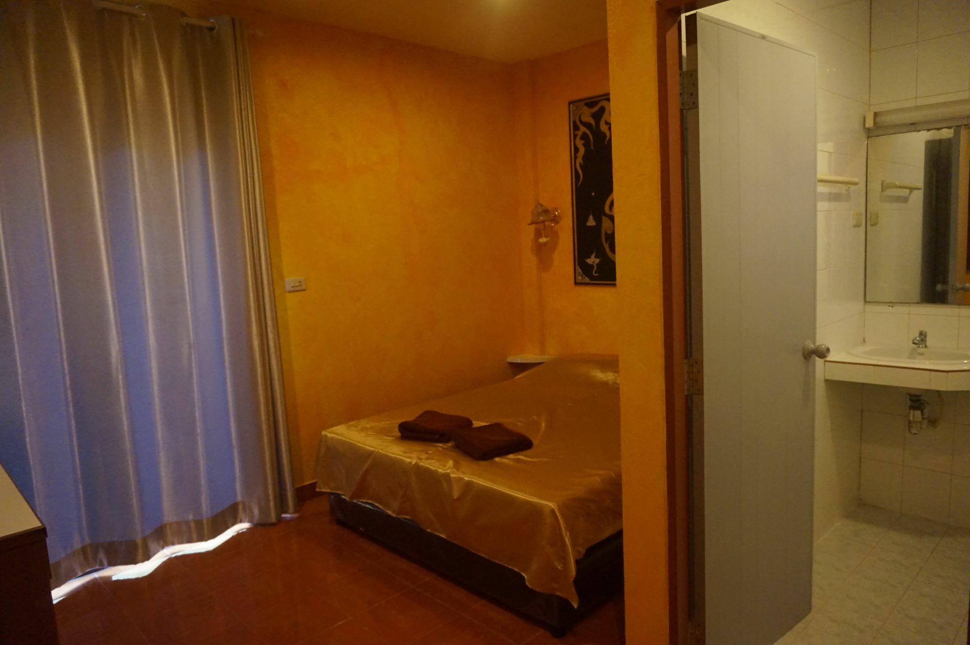 Hotel Ban Elephant Blanc