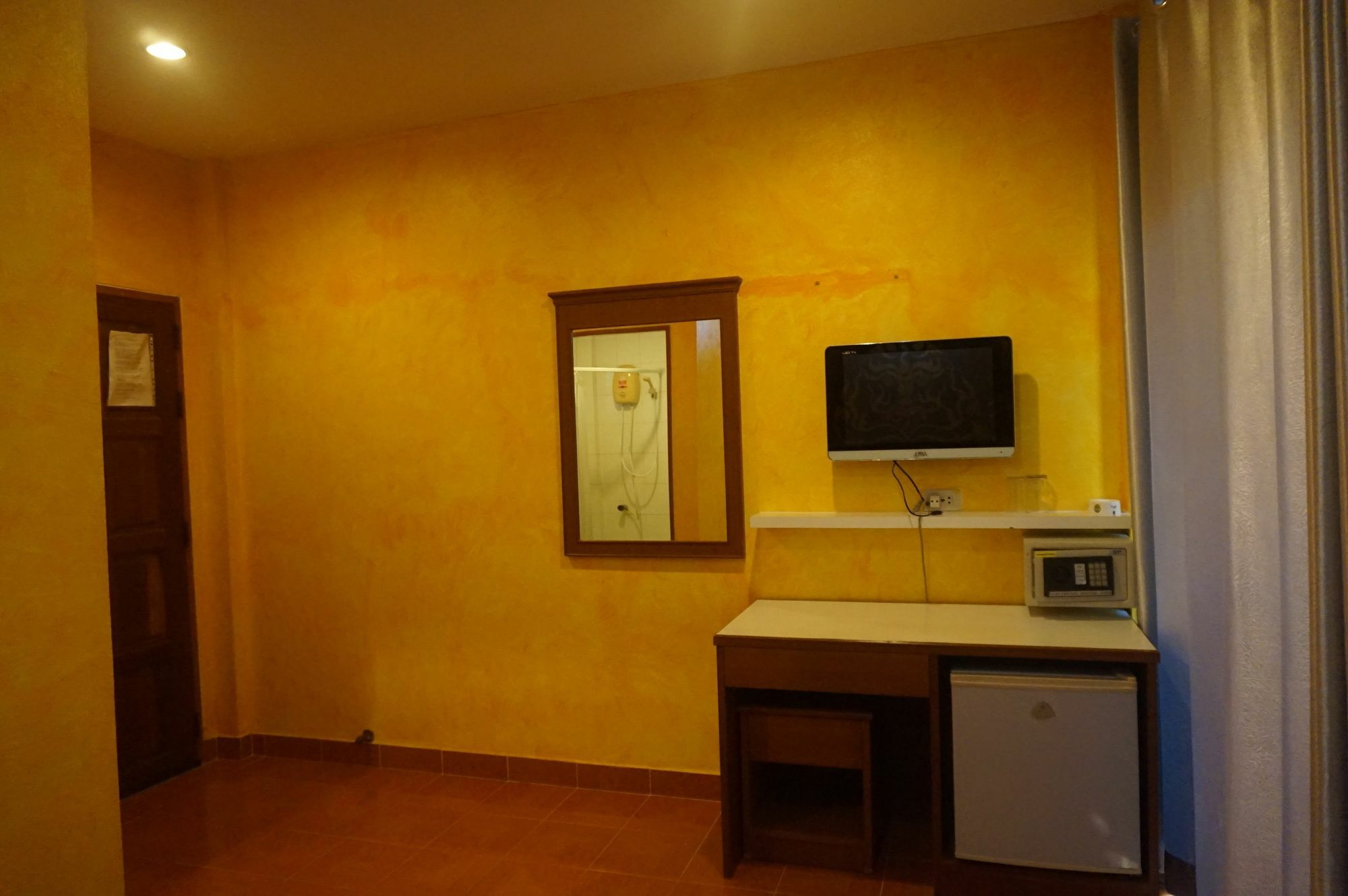 Ban Elephant Blanc Hotel