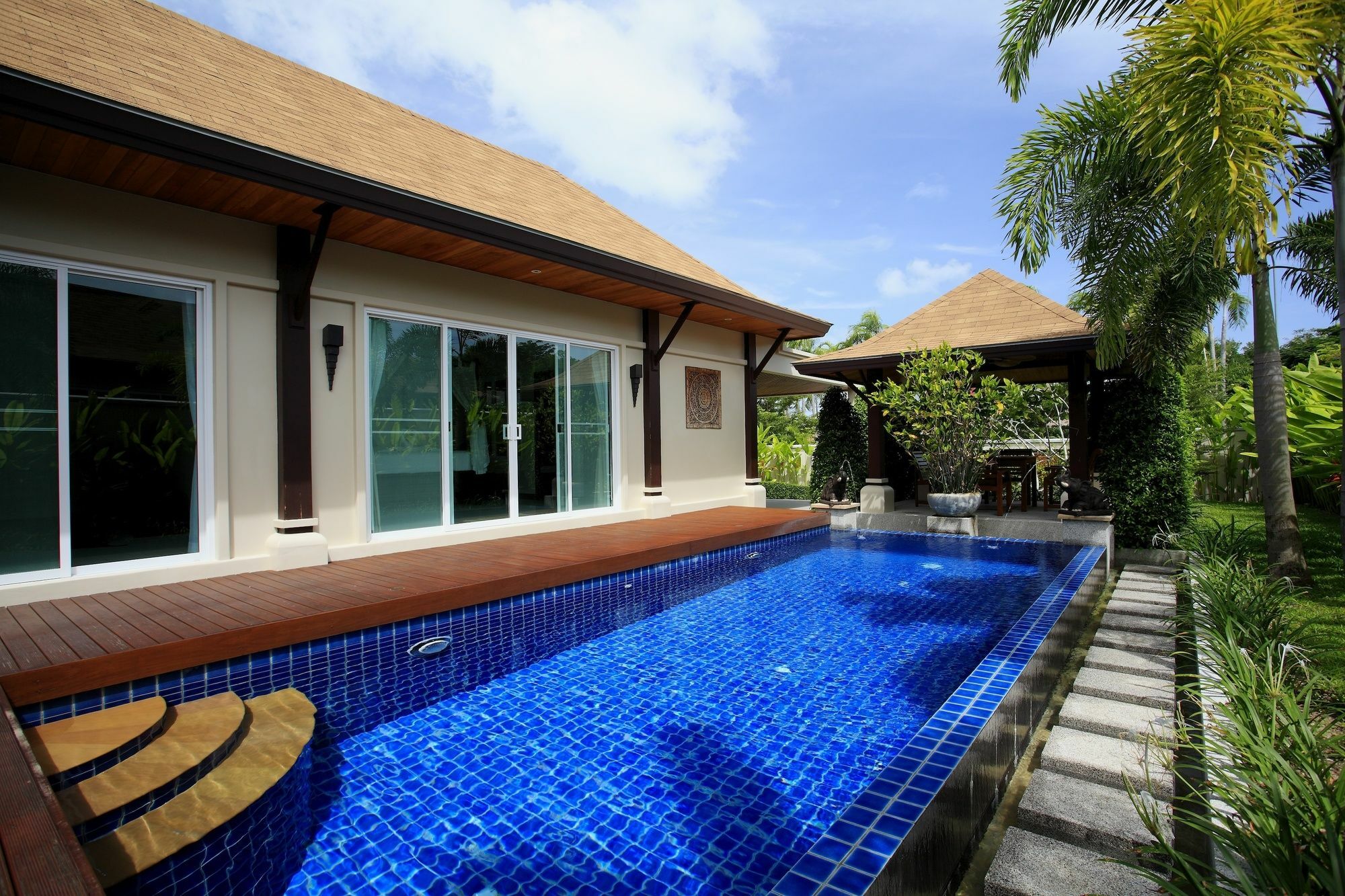 Villa Modern Thai Rawai