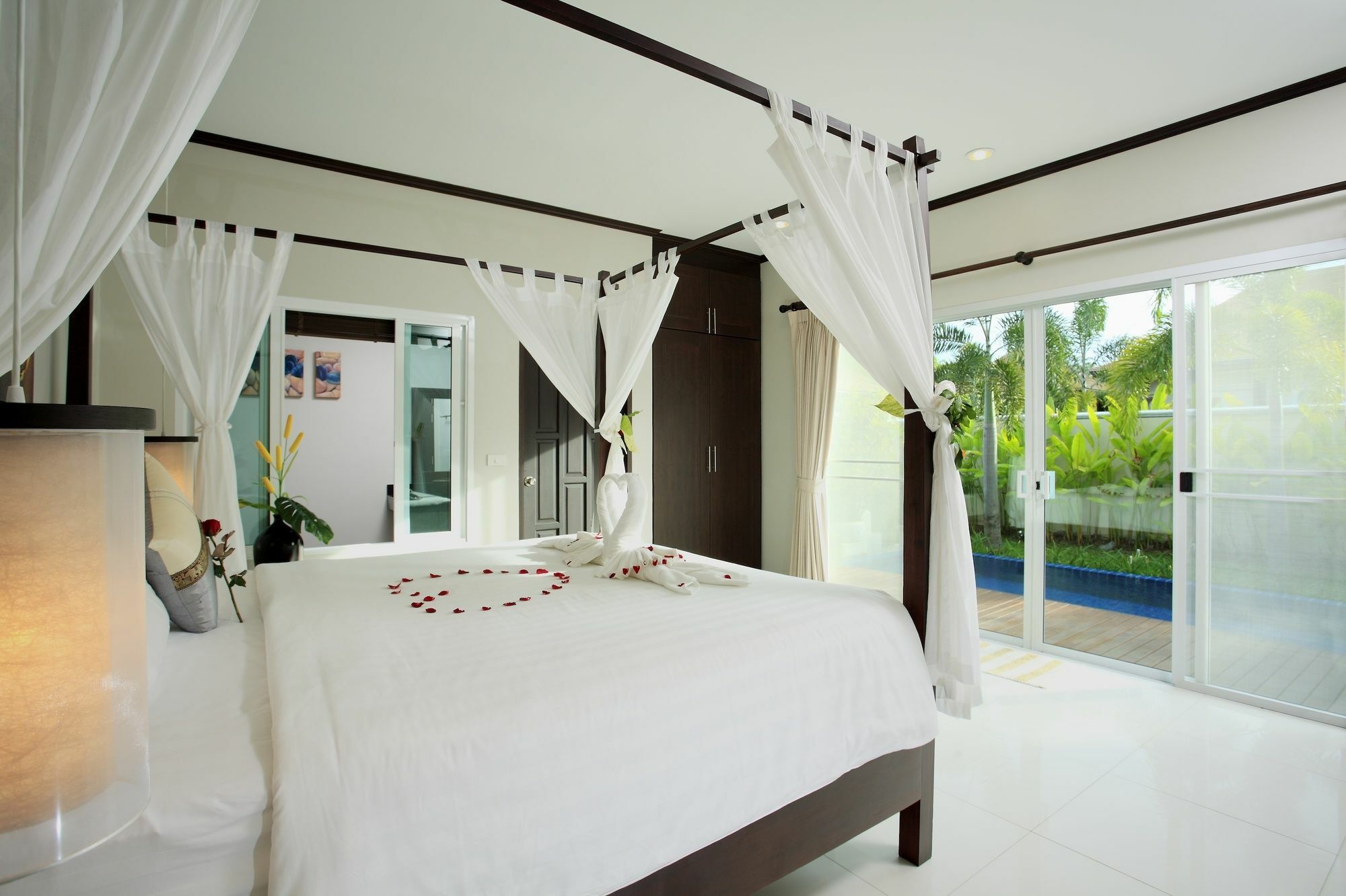 Modern Thai Villa *
