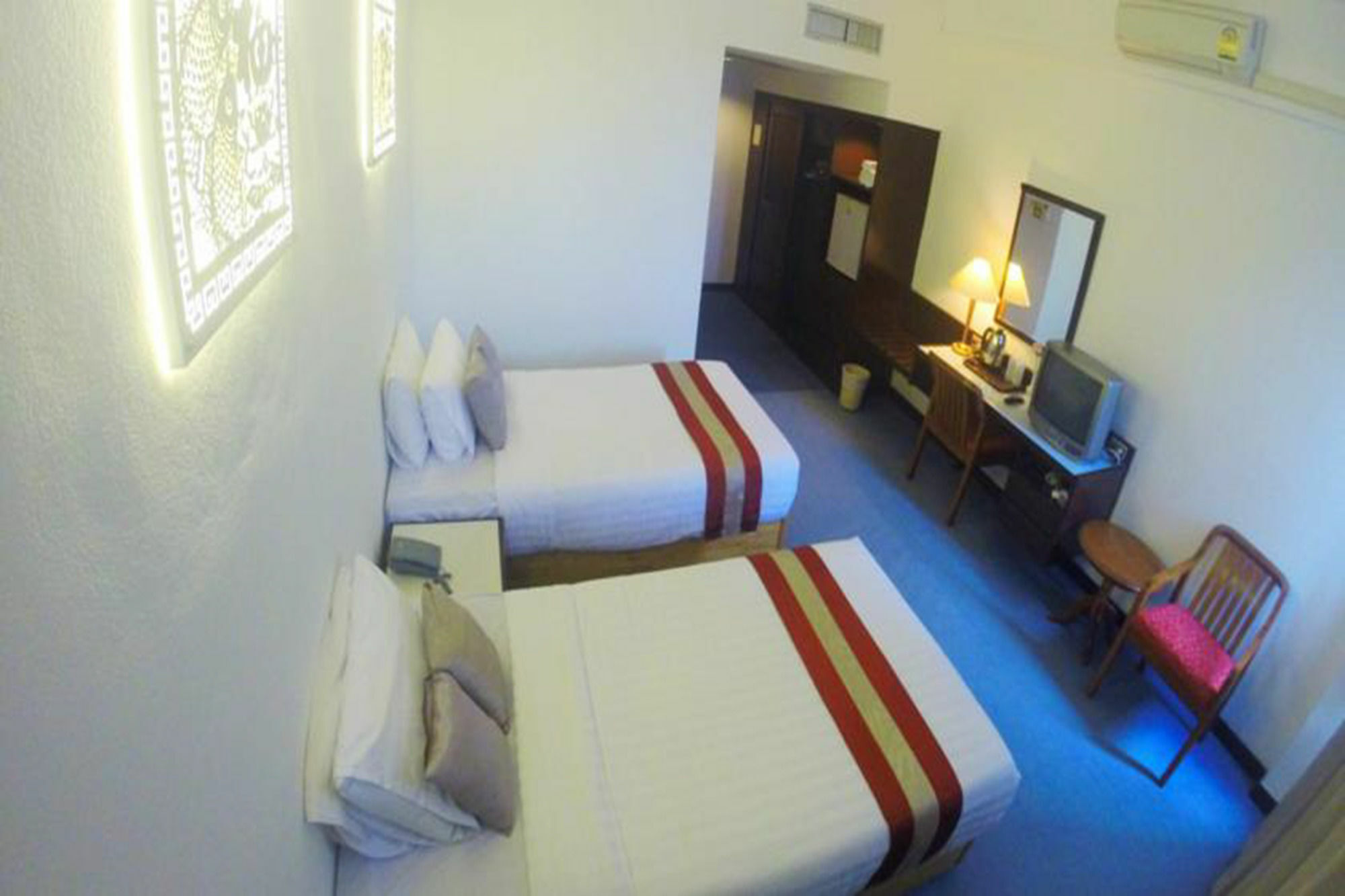 Hotel Town 3*