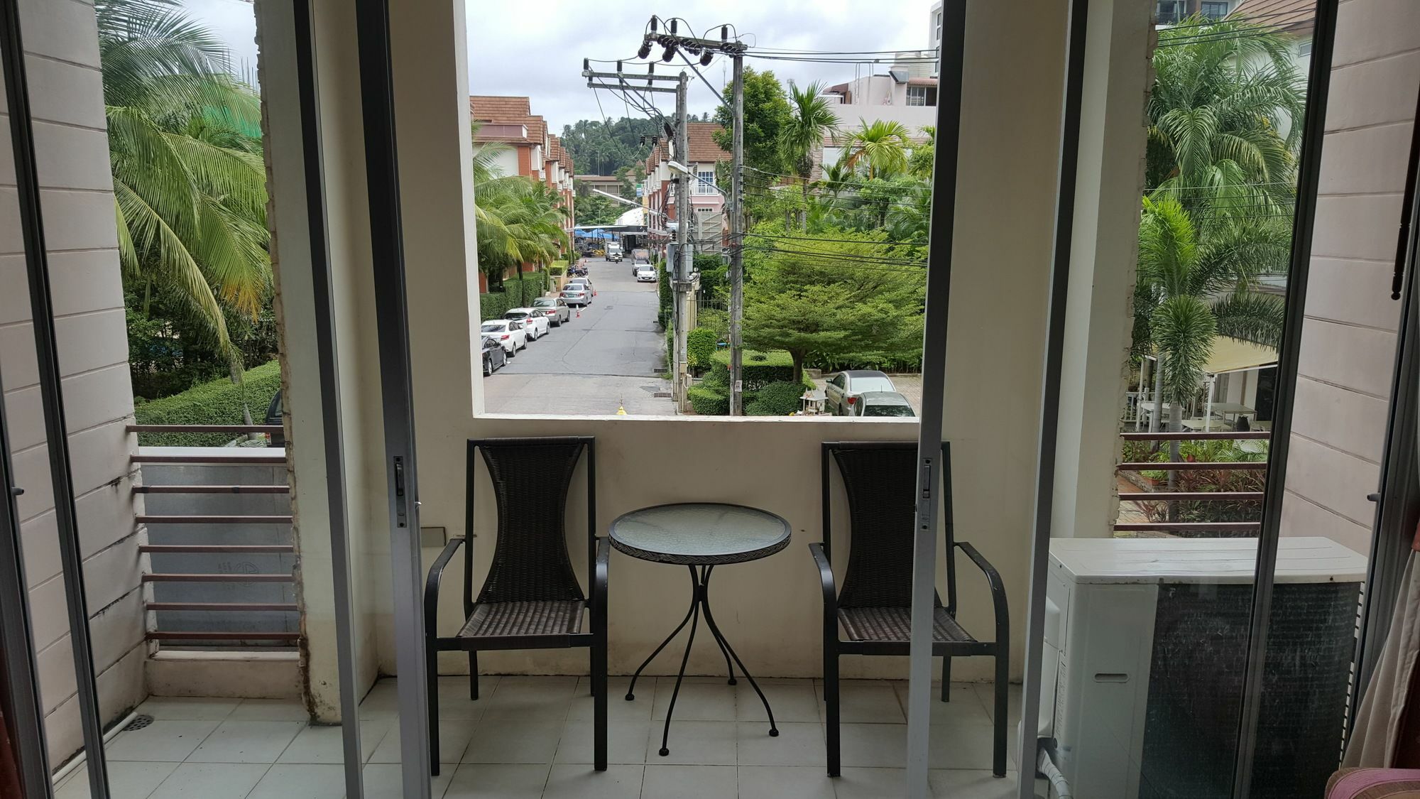 Pitstop Restaurant And 3* Kata Beach (Phuket)
