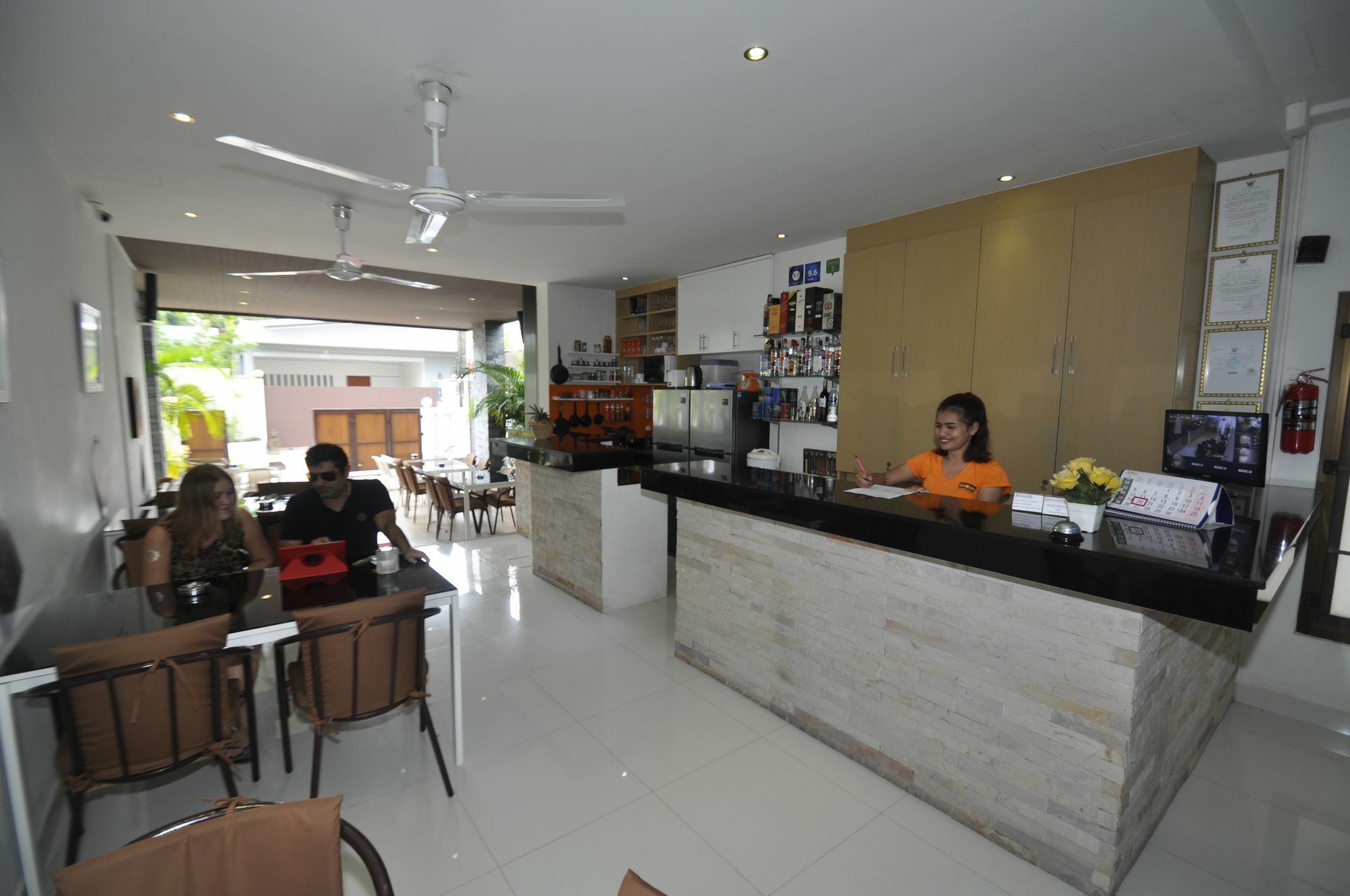 Duangjai Hotel 3*