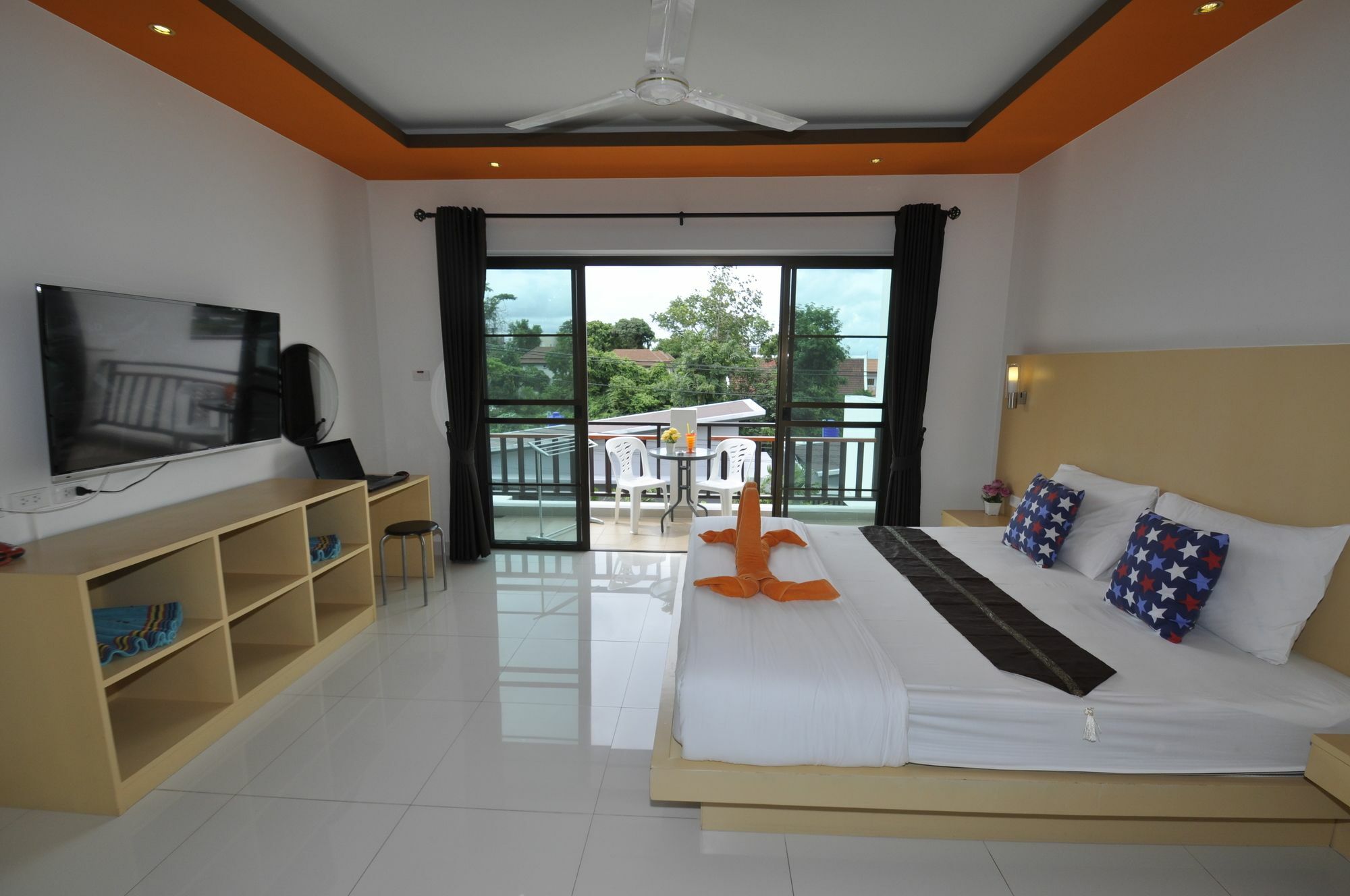 Hotel Duangjai 3*
