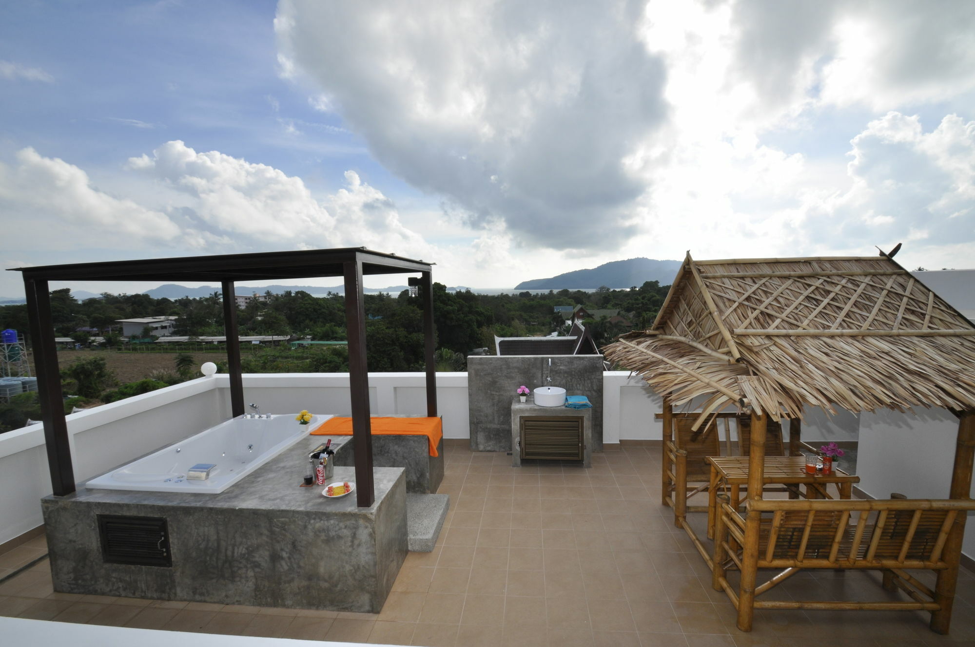 Duangjai Hotel 3*