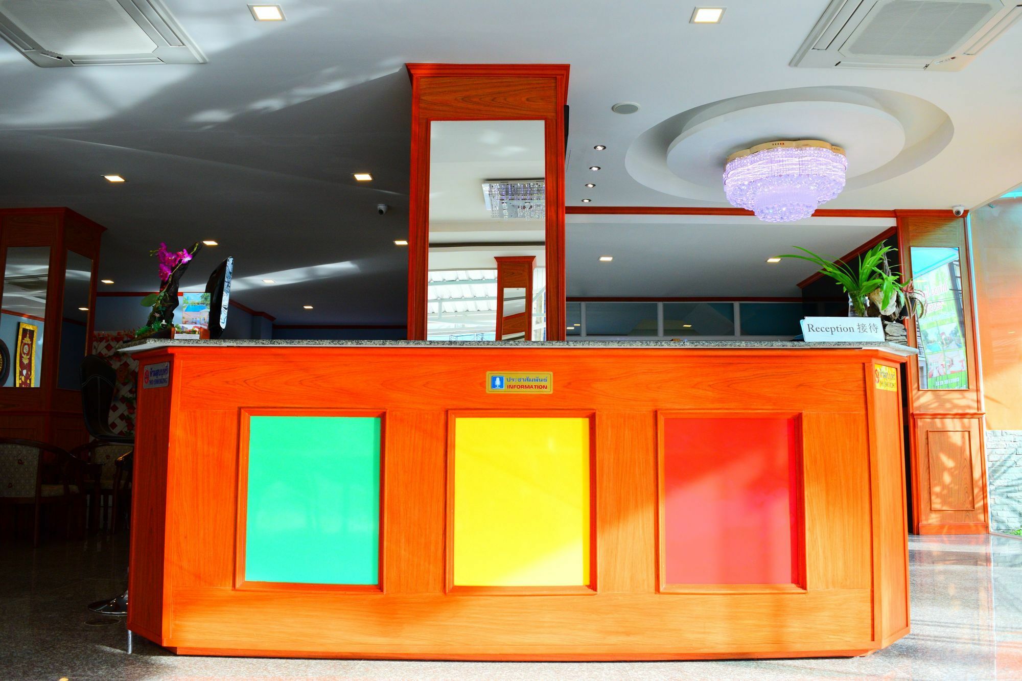 Hotel Zen Chaofa Nok Chalong