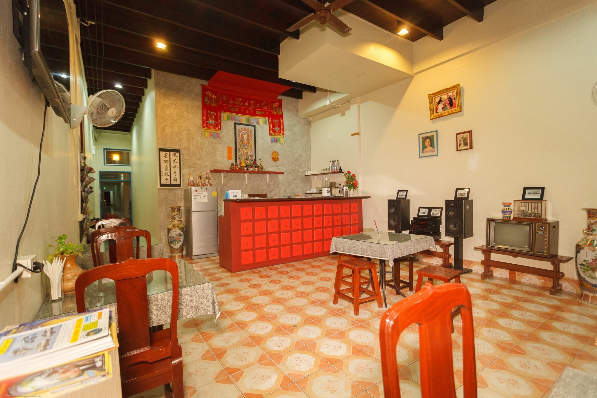 Old Town Guest house 2*