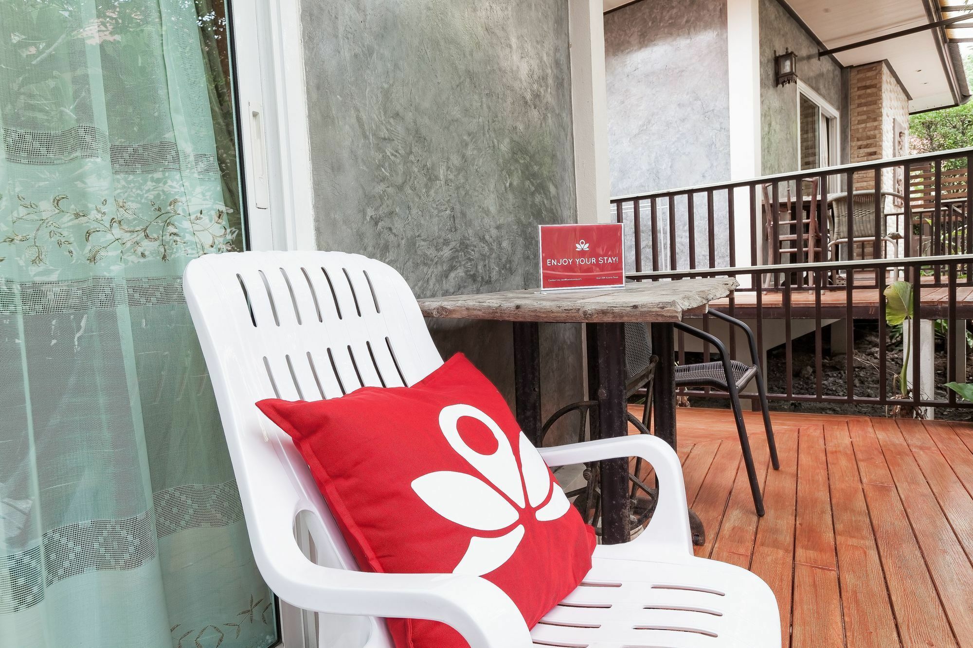 Hotel Zen Soi Baan Khun Penn Chalong