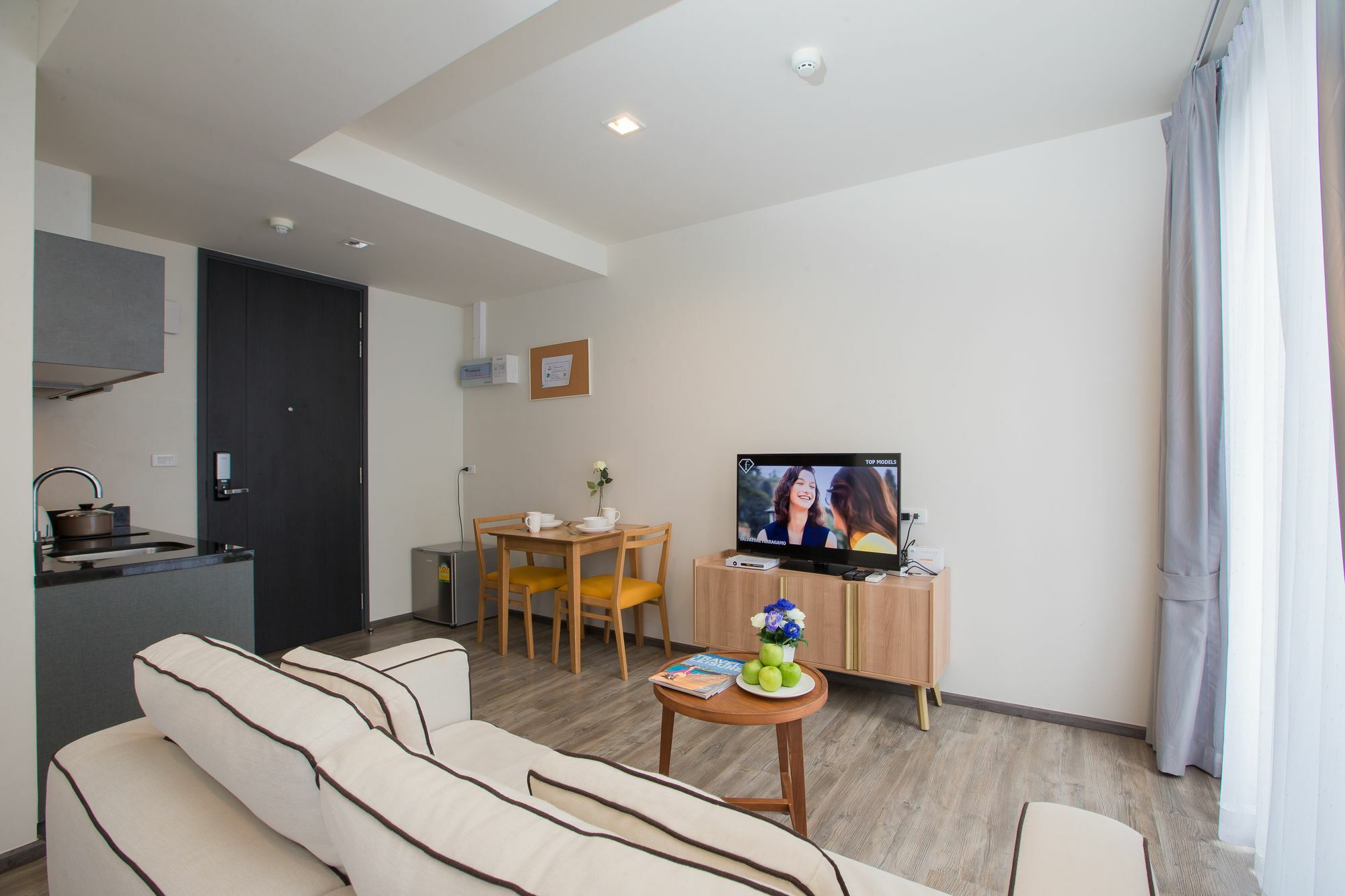 The Deck By Vip Apartment