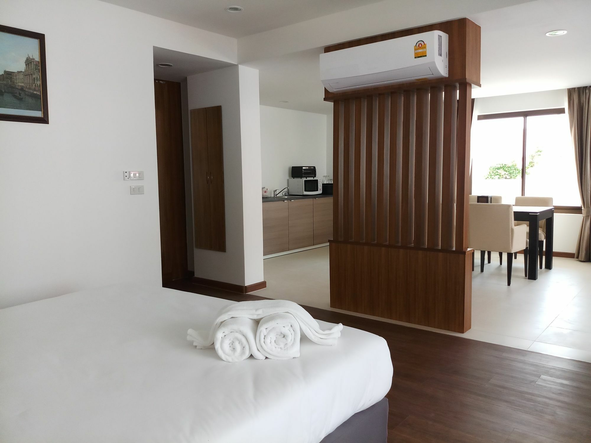 The & 3* Patong