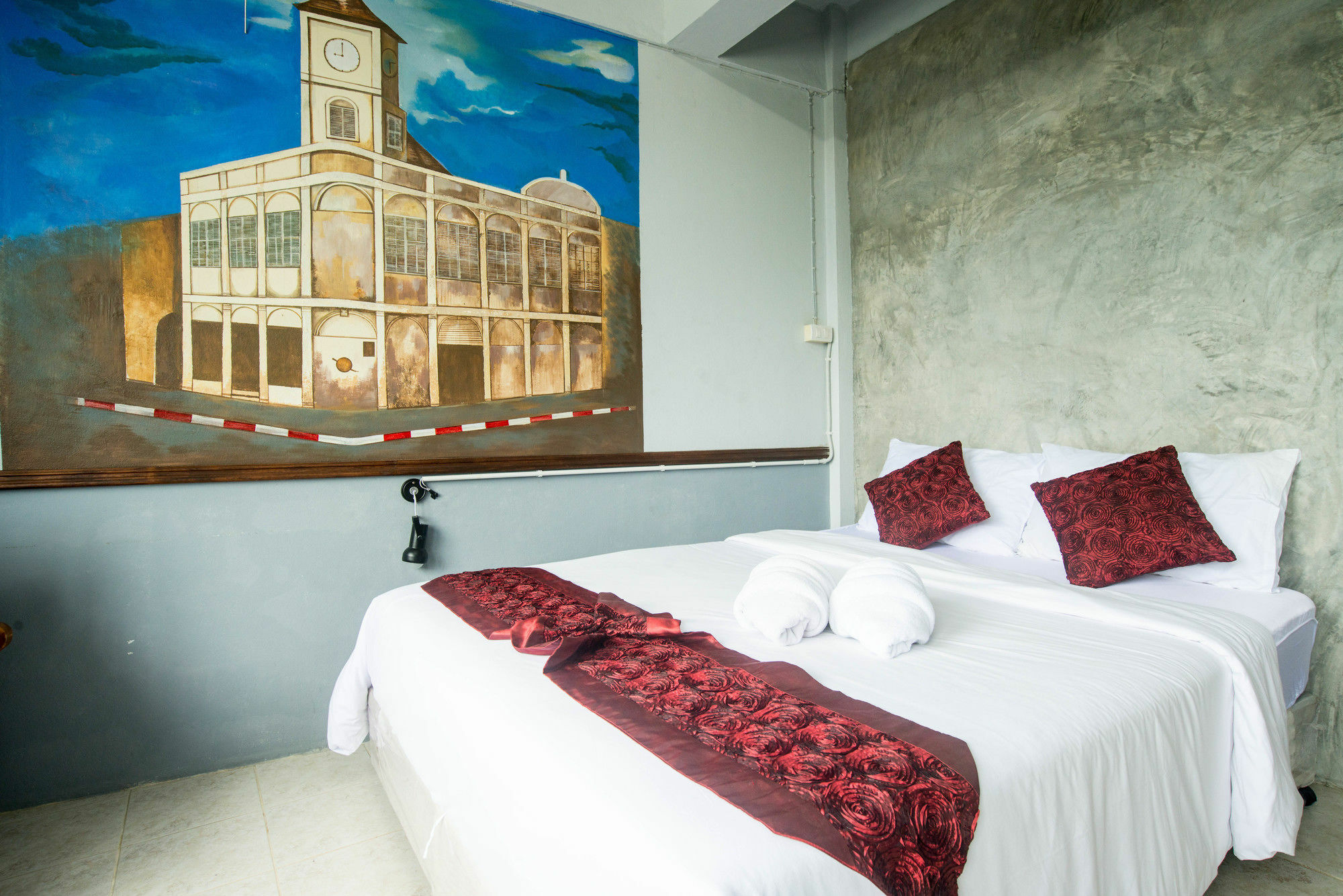Hostel Beehive Old Town *
