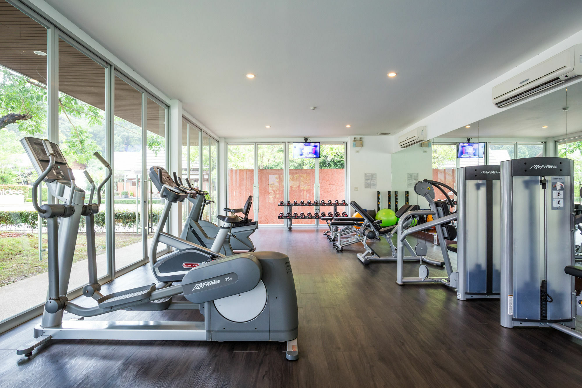 Tinidee Golf Phuket - Sha Extra Hotel 4*
