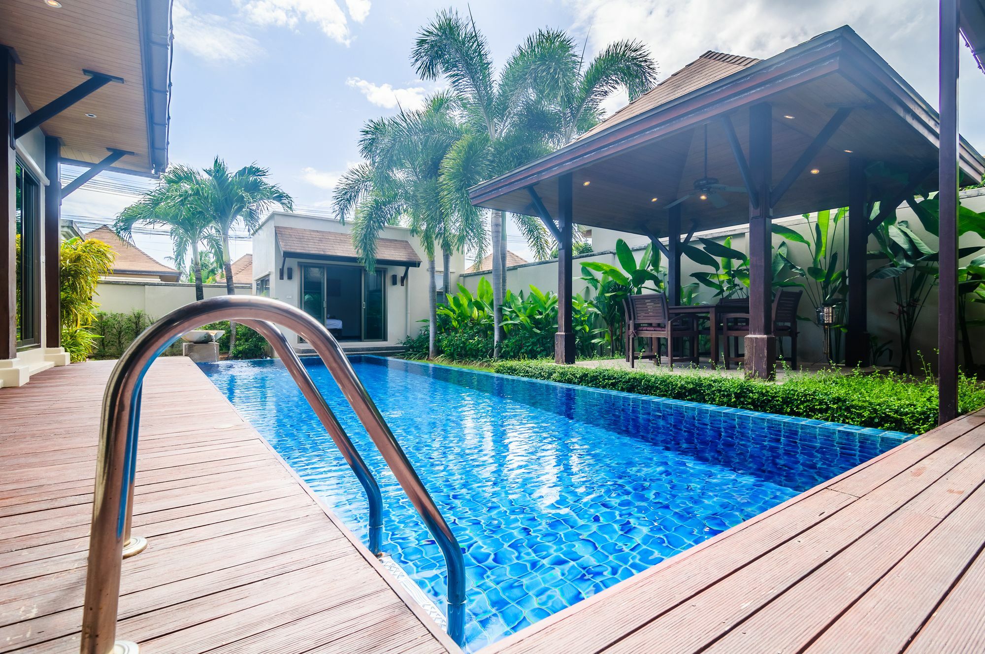 Iwa By Tropiclook