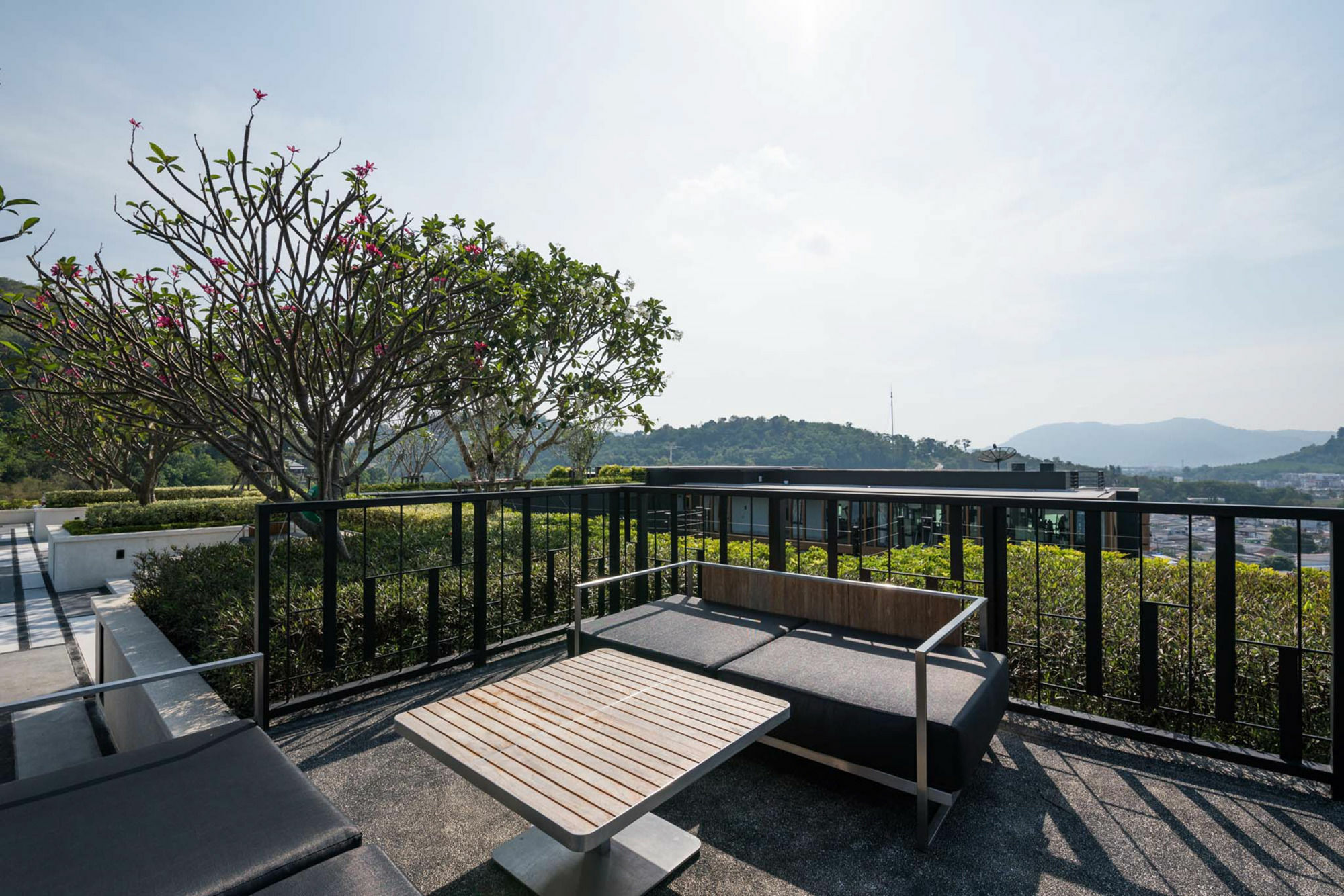 Pangsapuri Favstay - The Base Height Phuket