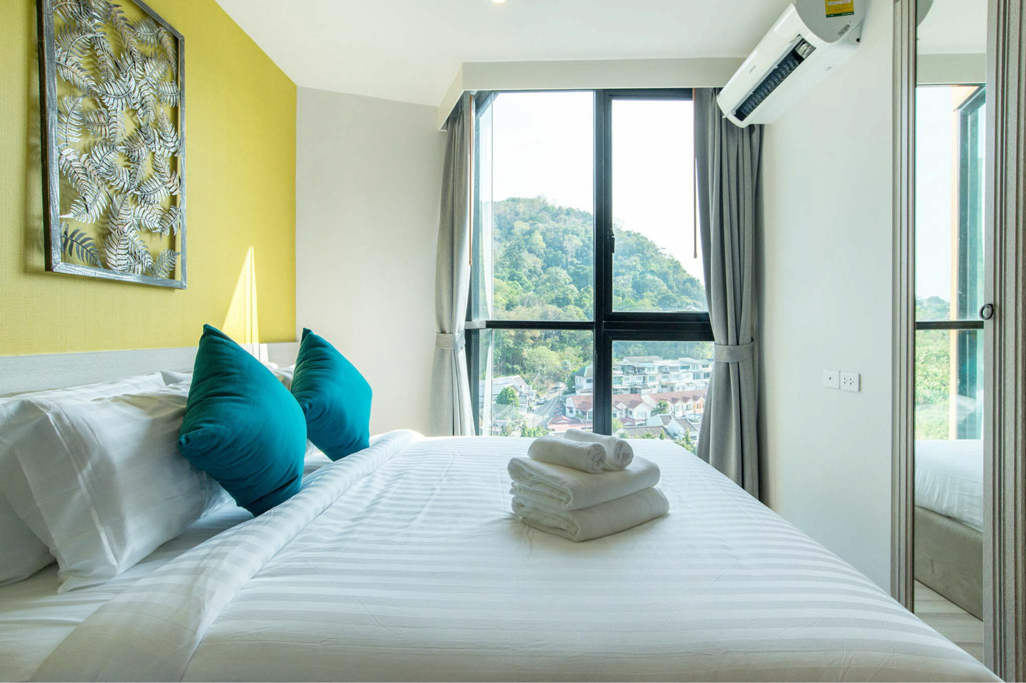 Pangsapuri Favstay - The Base Height Phuket Ratsada