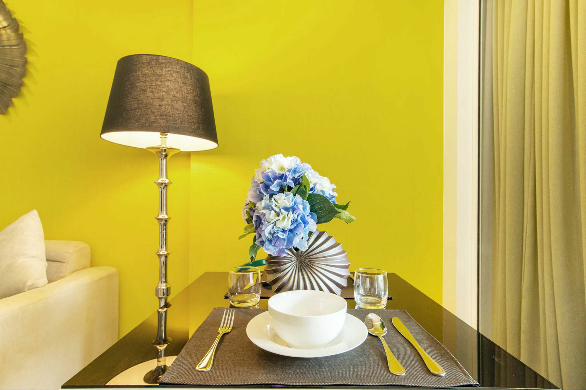Pangsapuri Favstay - The Base Height Phuket Ratsada