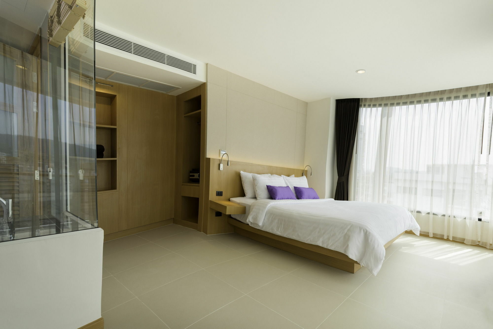 The Lunar Patong Hotel 4*