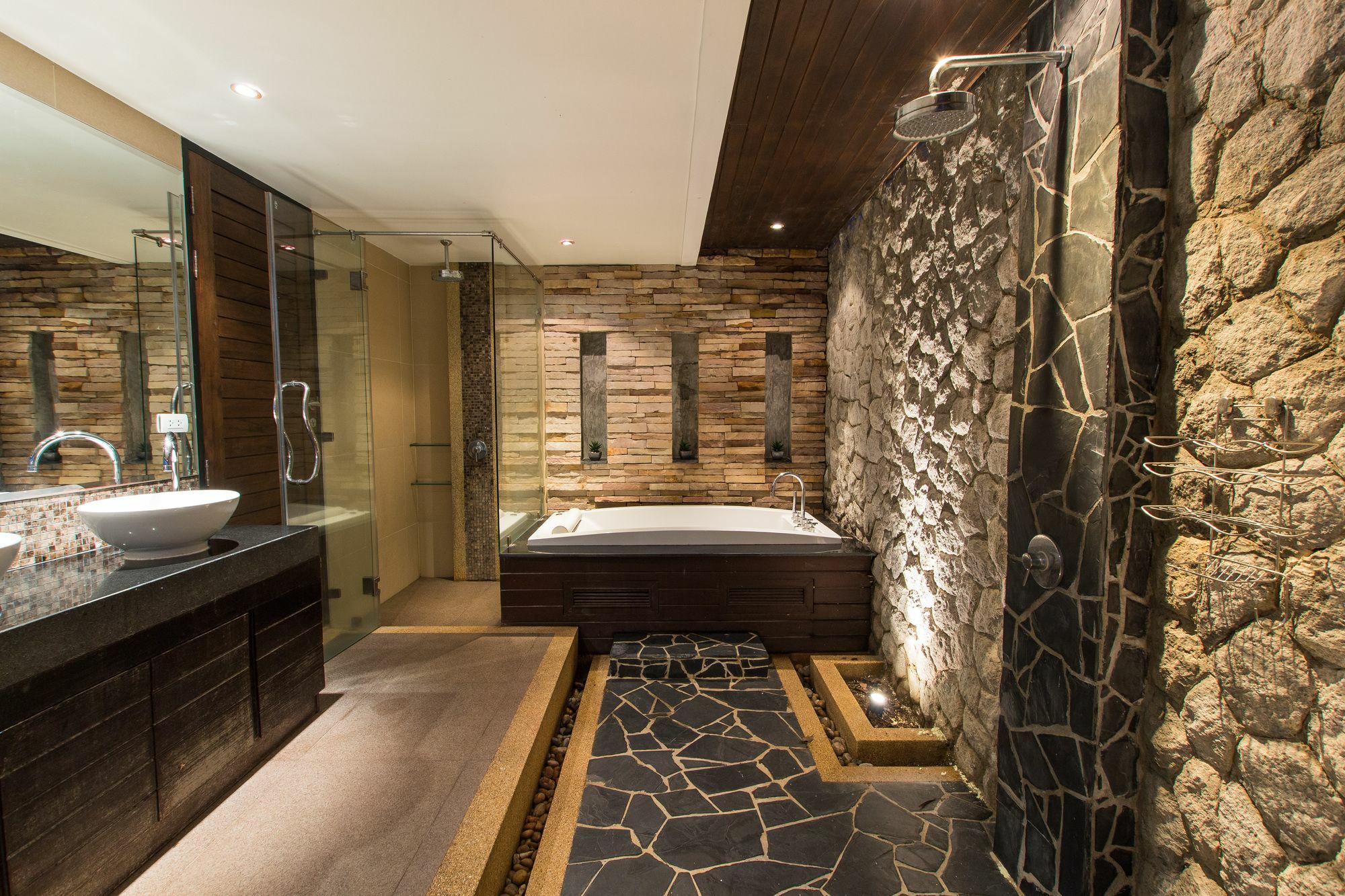 Villa Lily Pool *