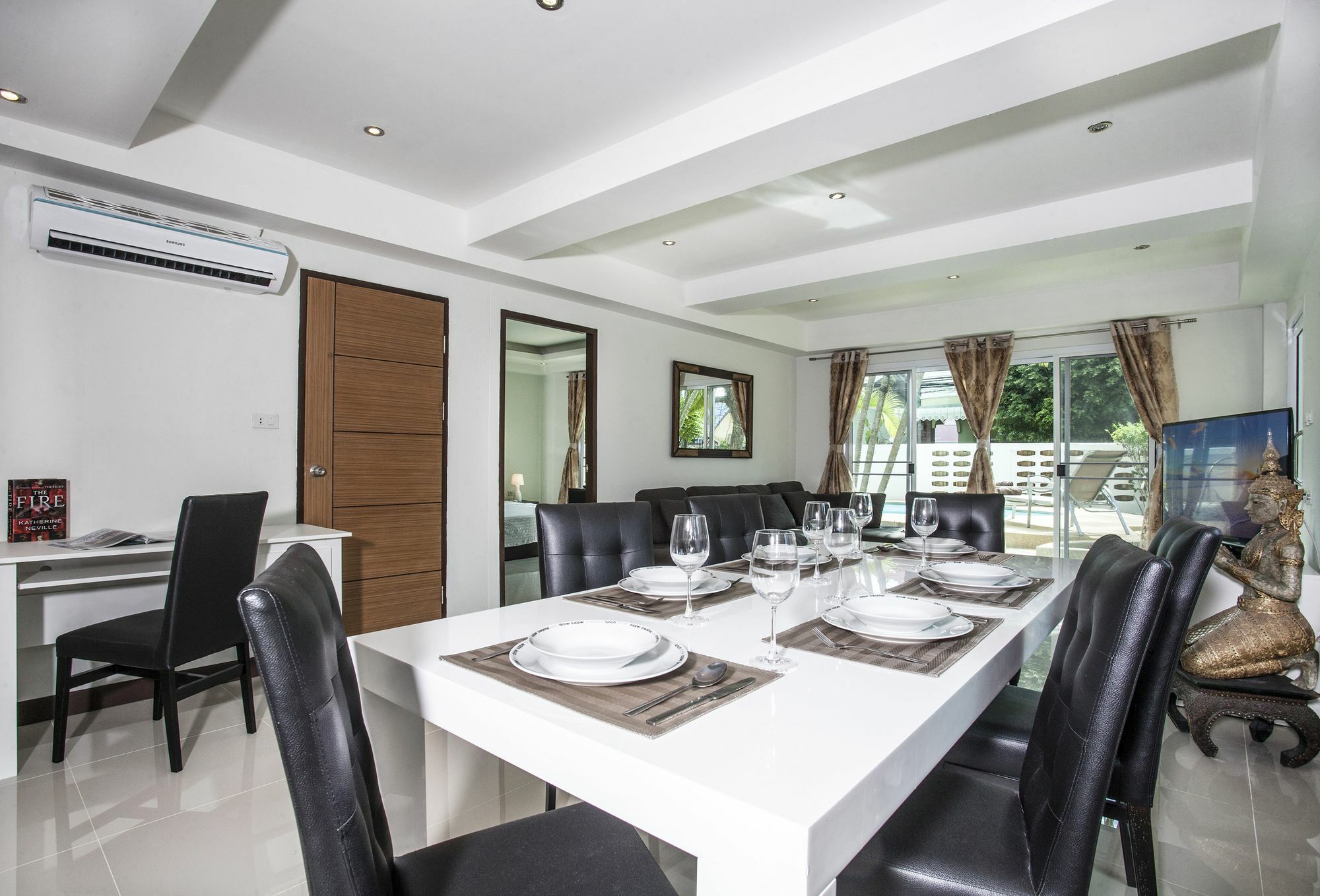 Villa Phawta 2 Bedrooms In *