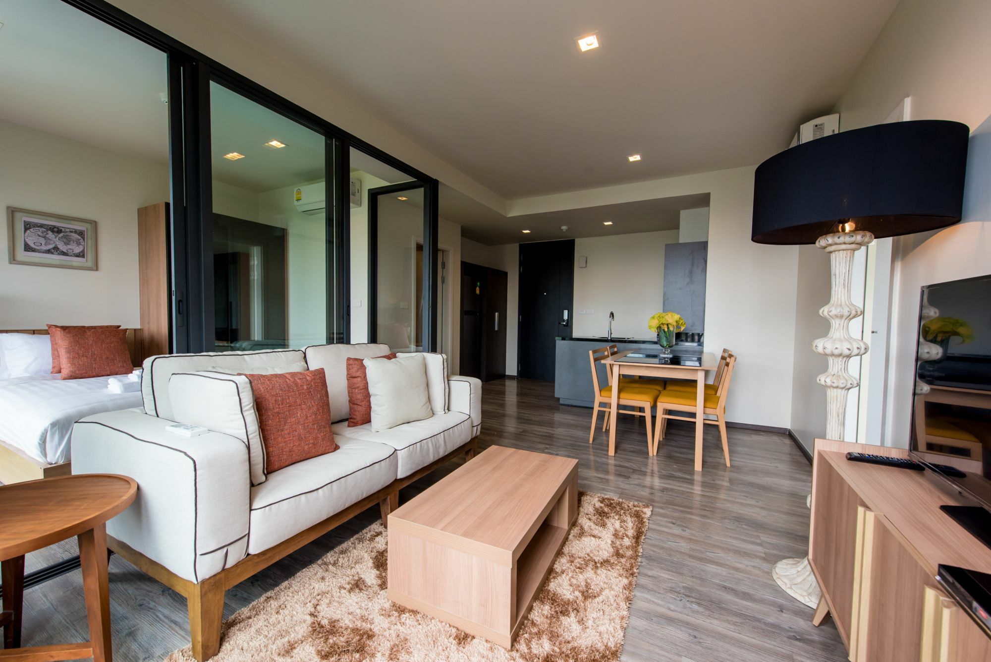 The Deck Apartment