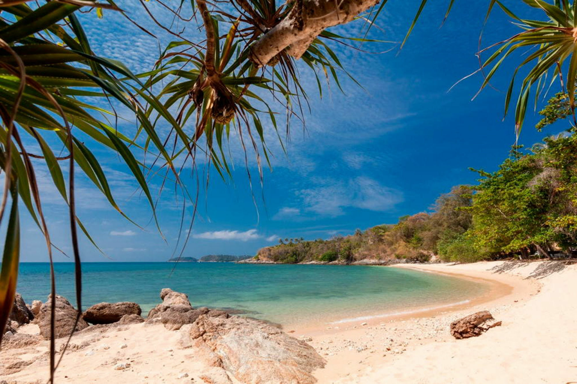 Villa Baan Khunying – Secluded Phuket Beachfront Rawai