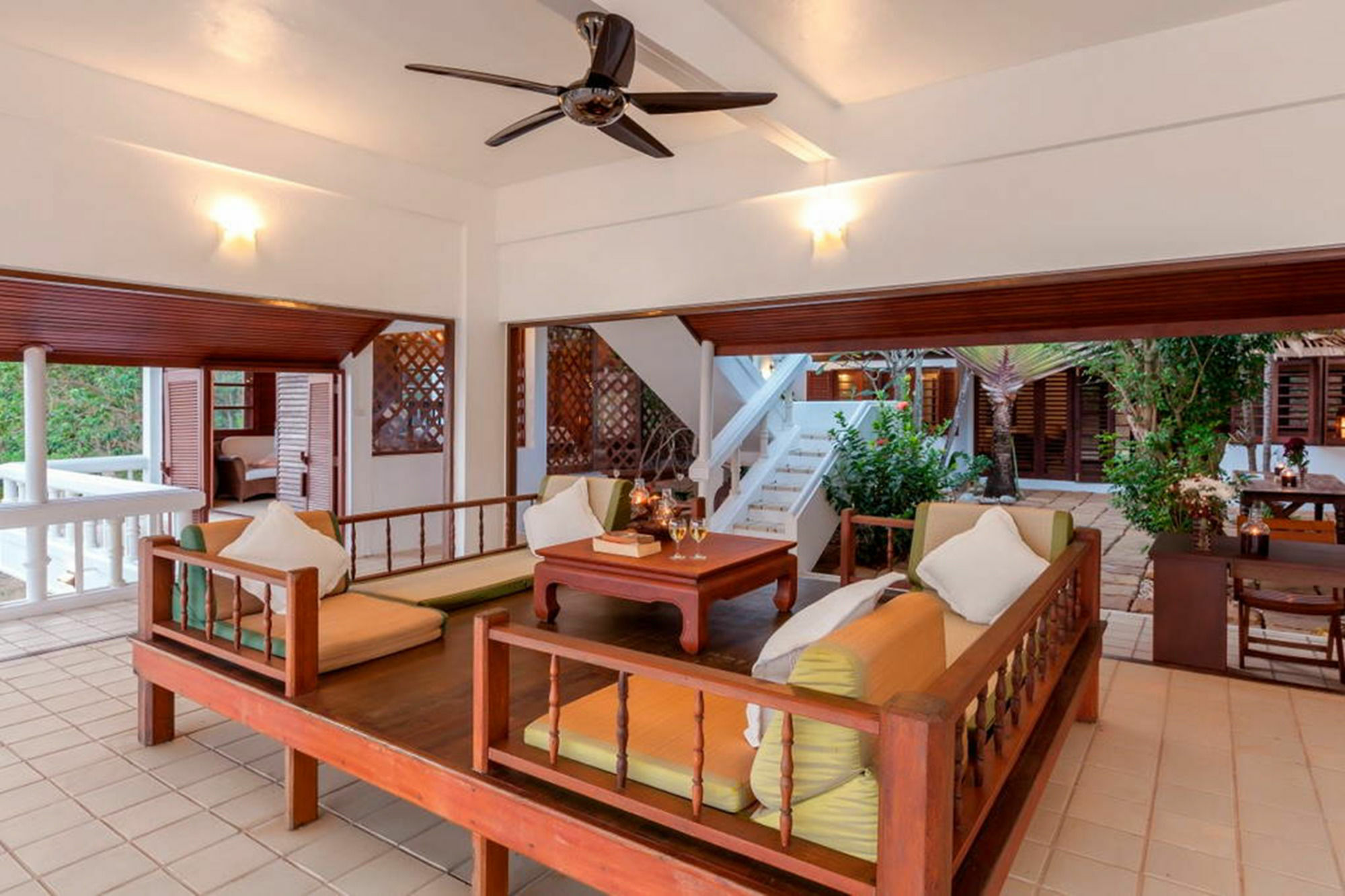 Baan Khunying – Secluded Phuket Beachfront Villa