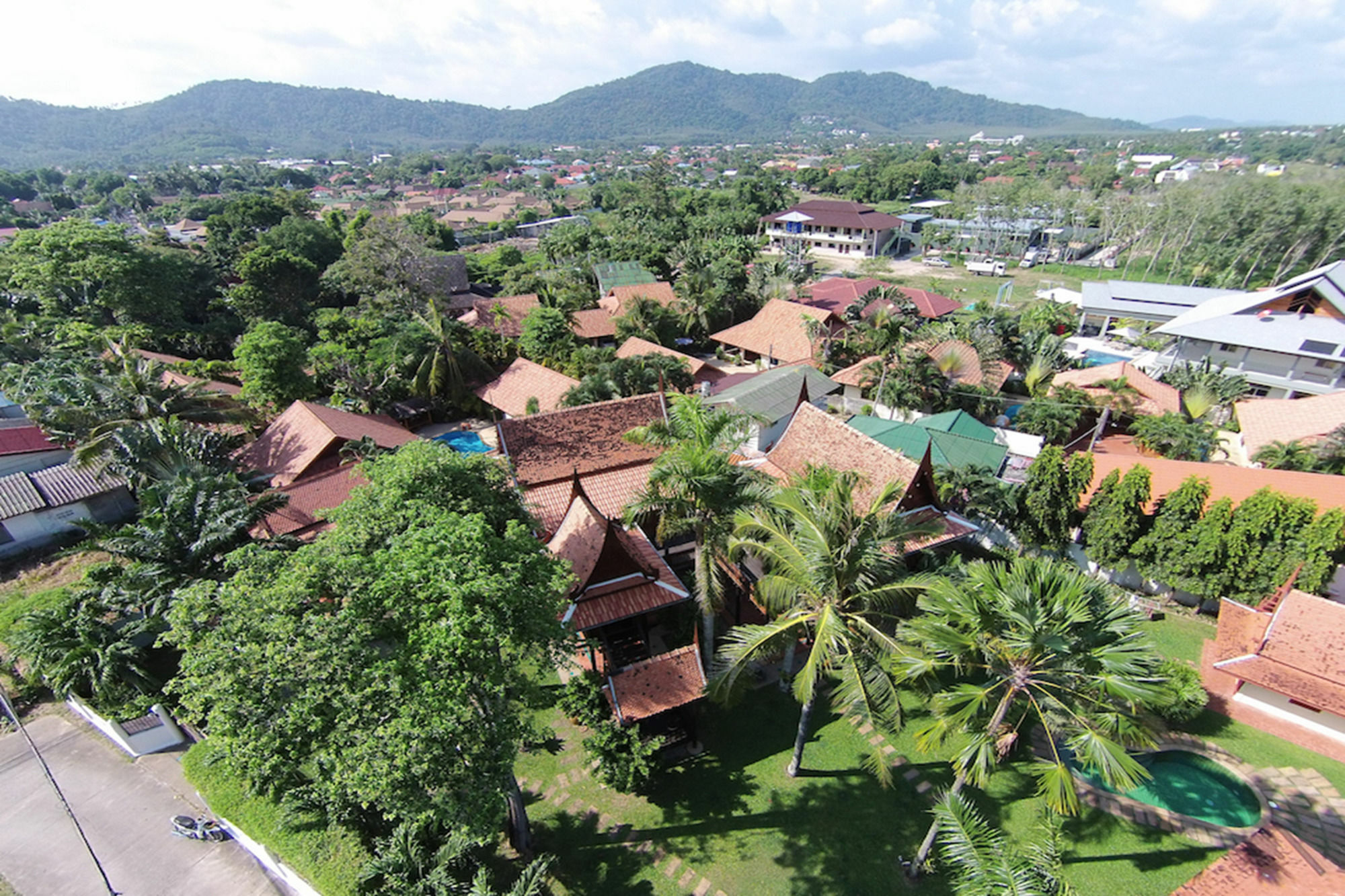 Apartment Baan Tukae By Holiplanet