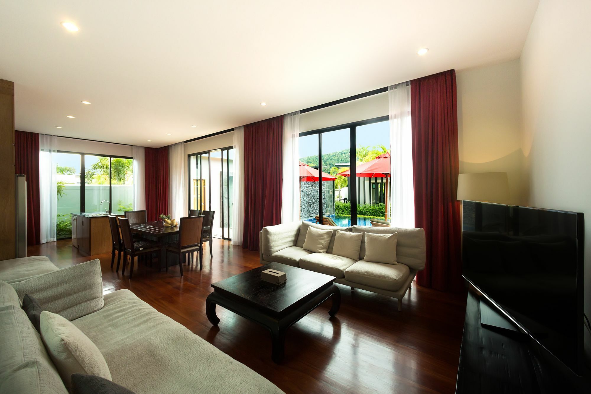 Aroha By Tropiclook *