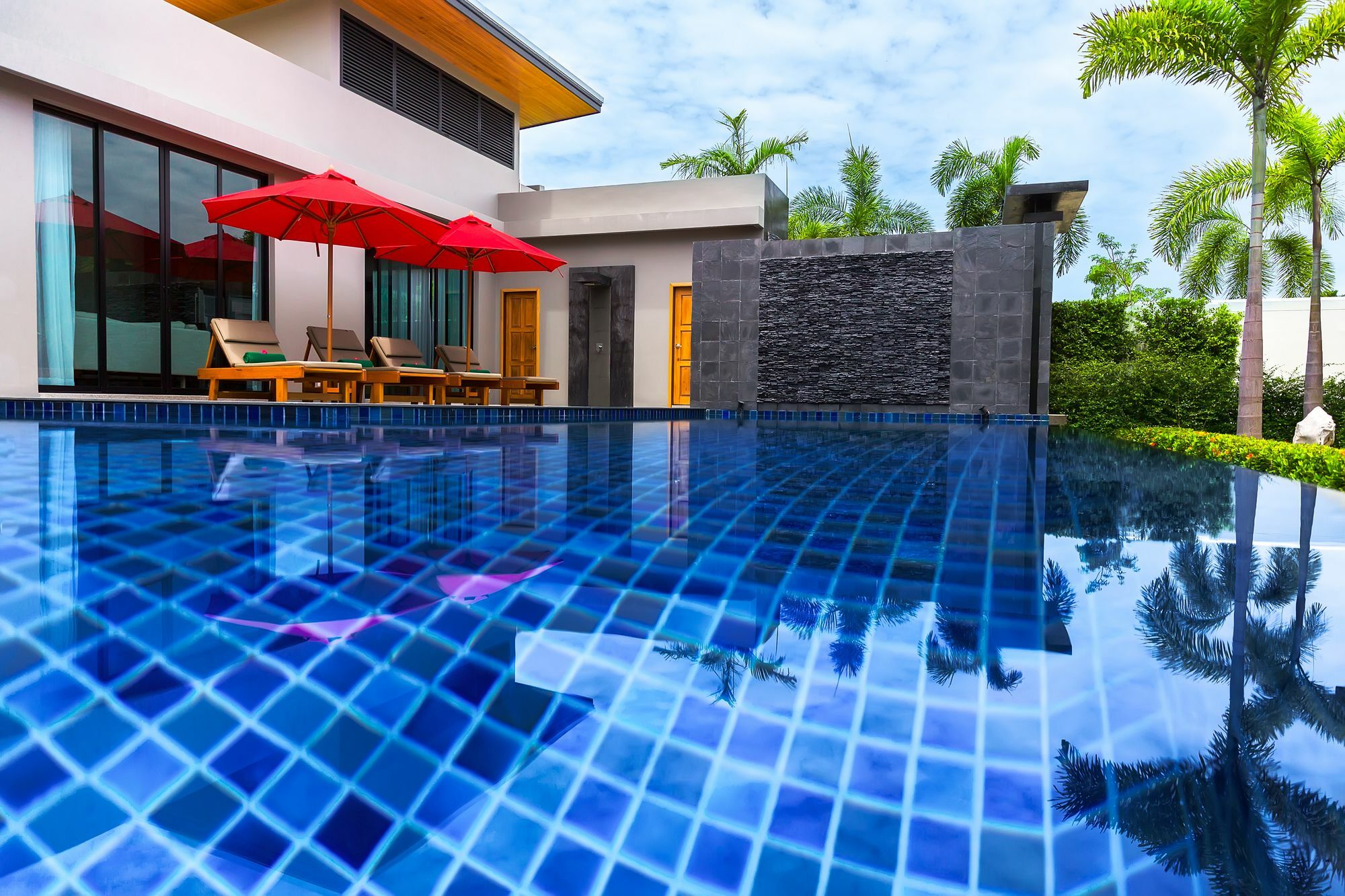 Aroha By Tropiclook