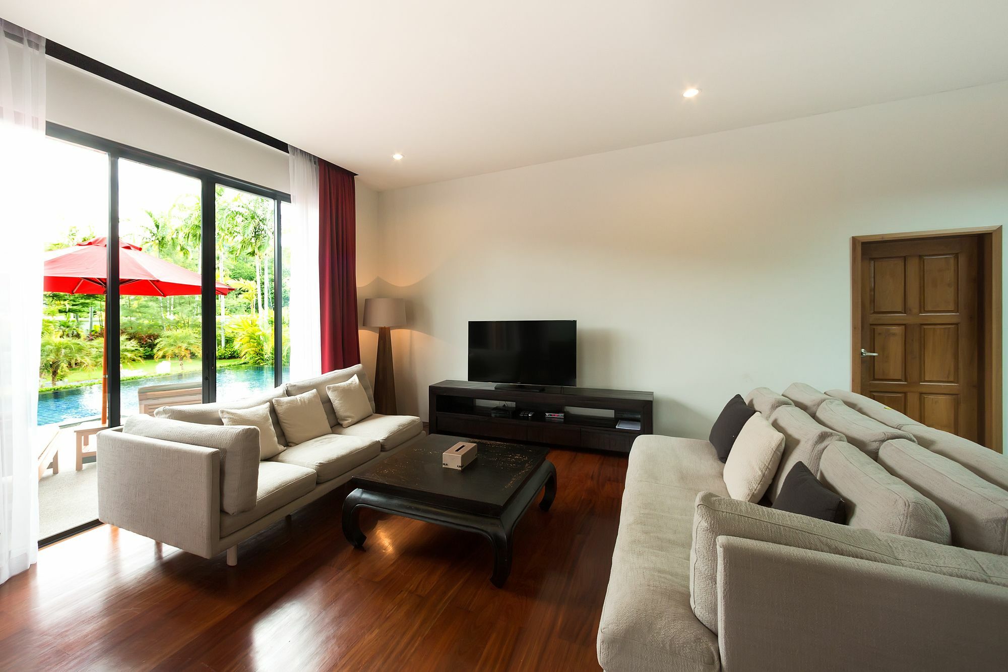 Villa Aroha By Tropiclook Rawai
