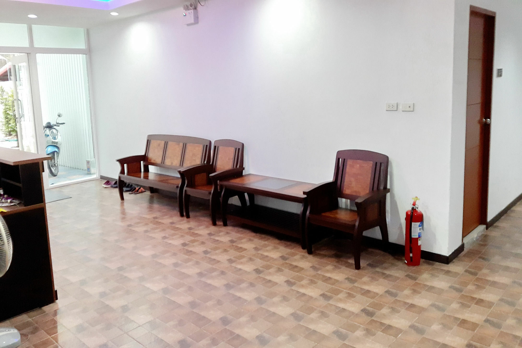 Naiyang Place - Airport Hotel 3*