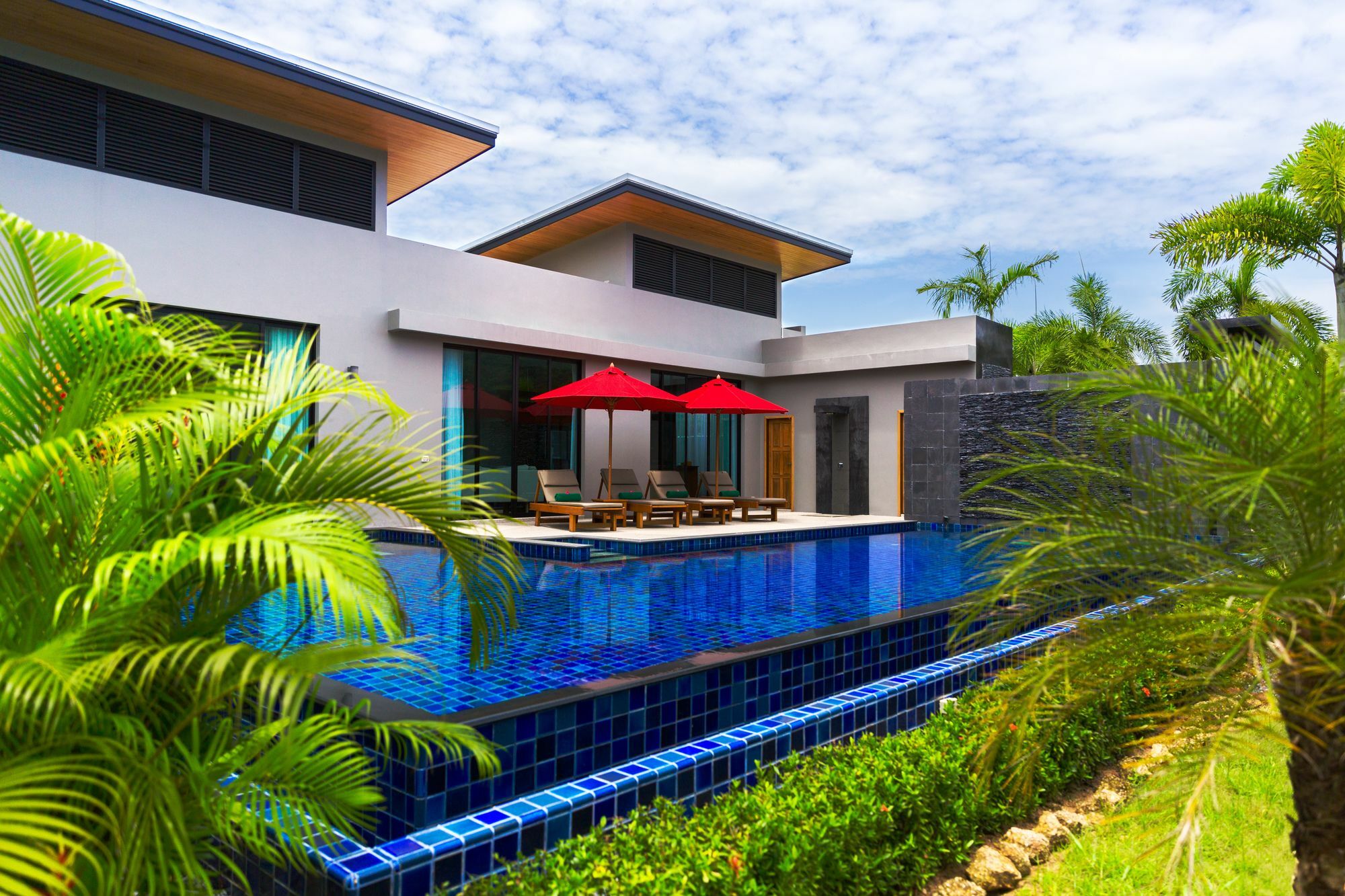 Villa Aroha By Tropiclook Rawai