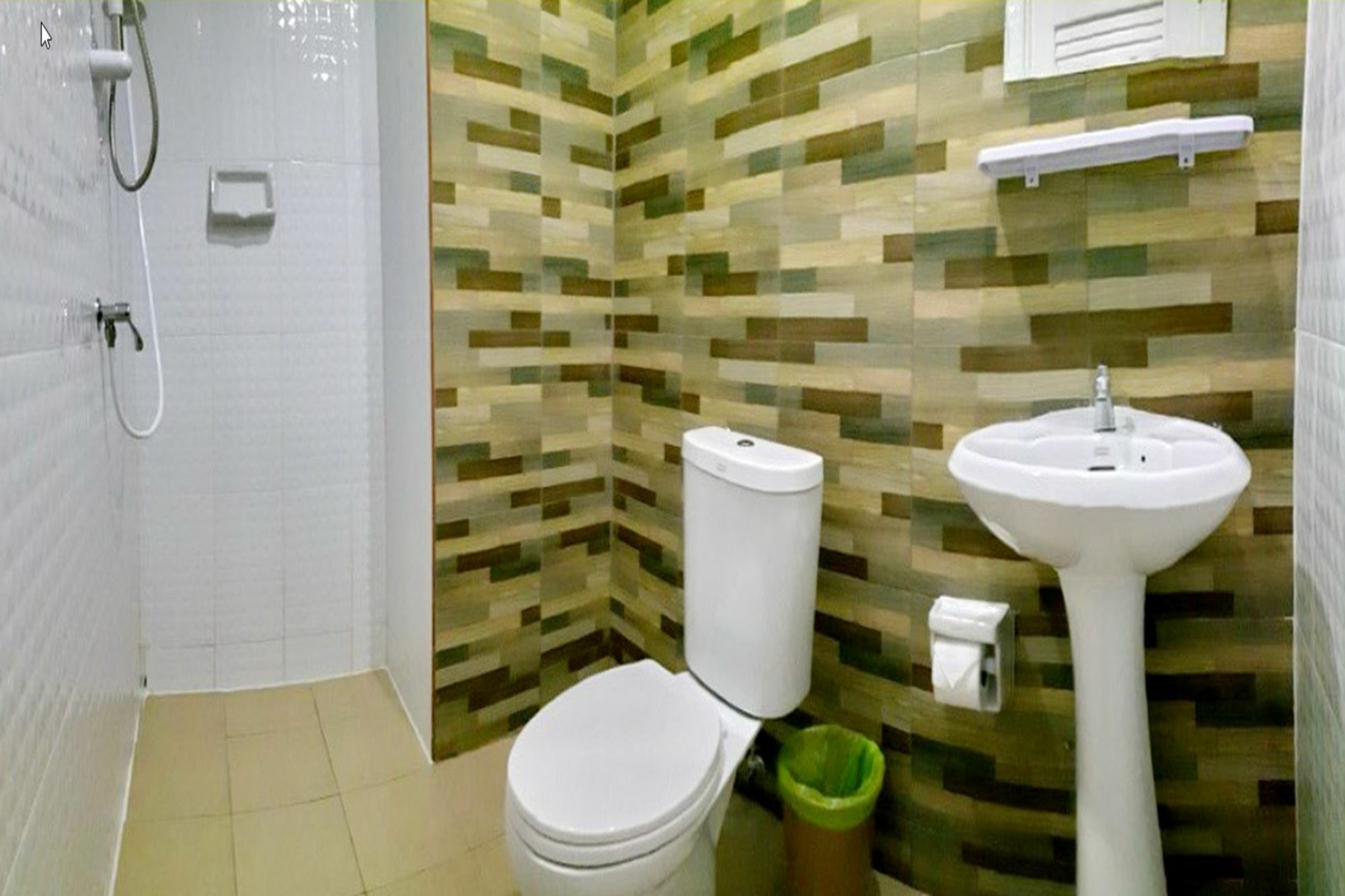 Naiyang Place - Airport 3*
