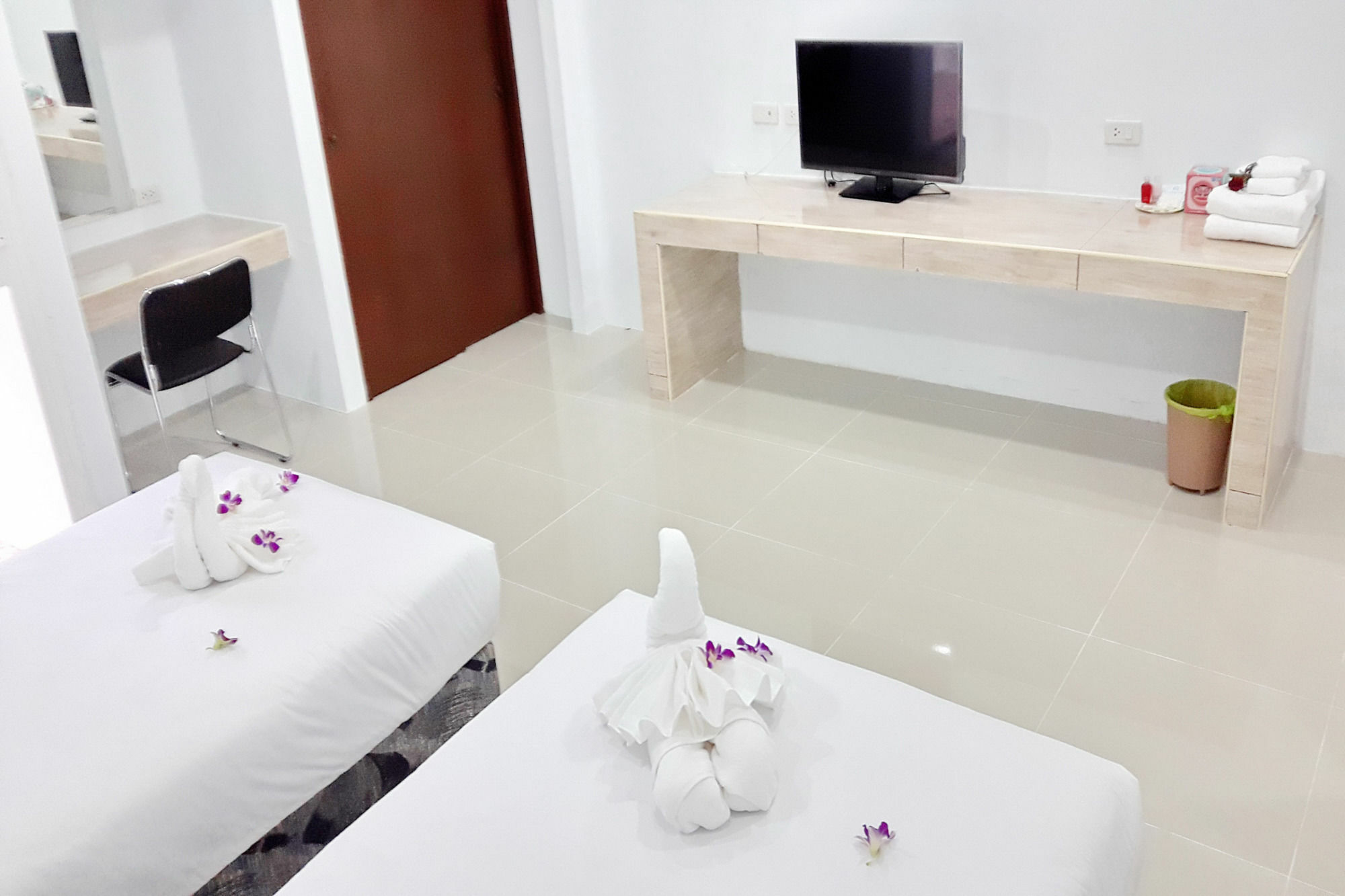 Naiyang Place - Airport 3* Phuket