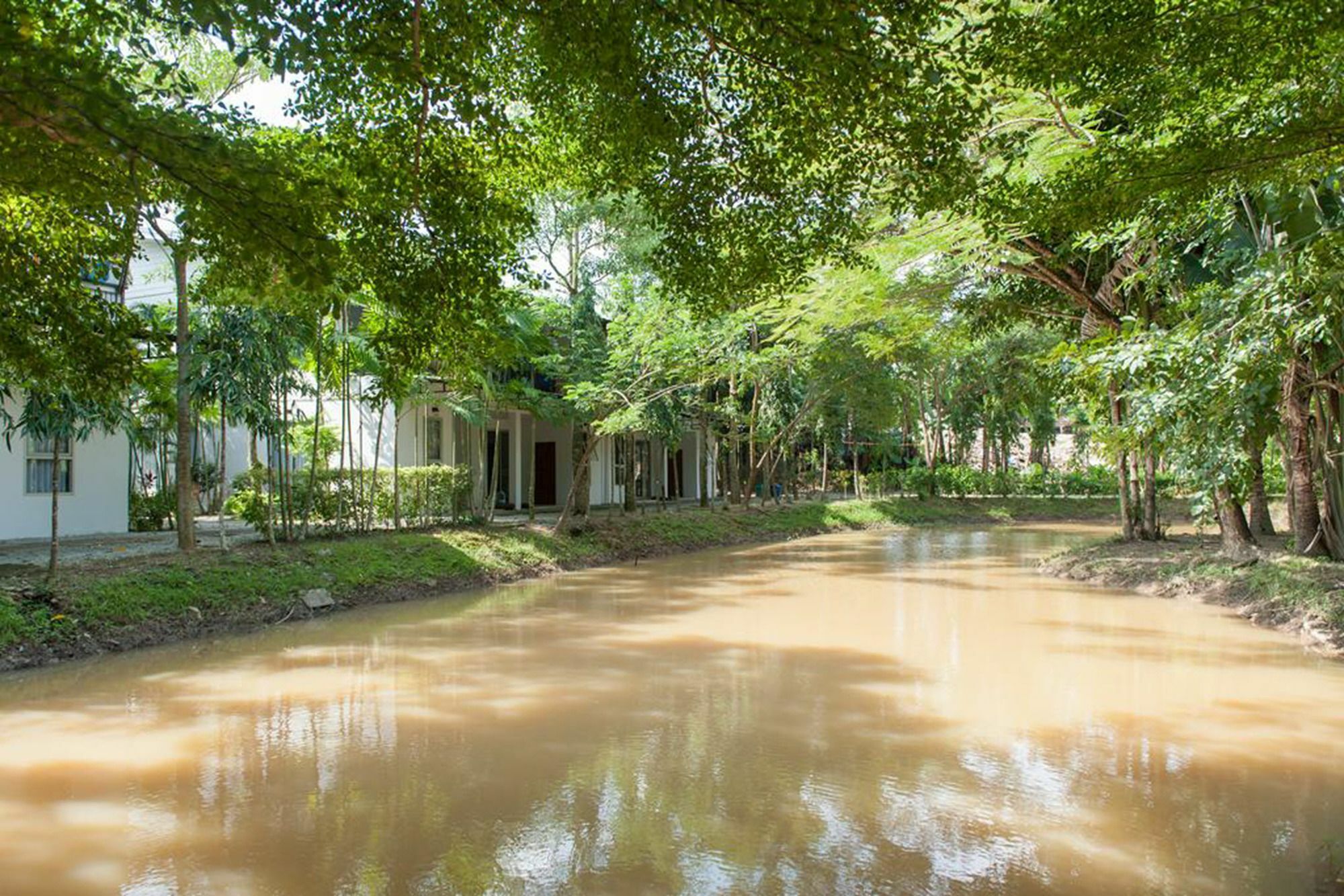 Apartment Chaofa West On The Pond Phuket