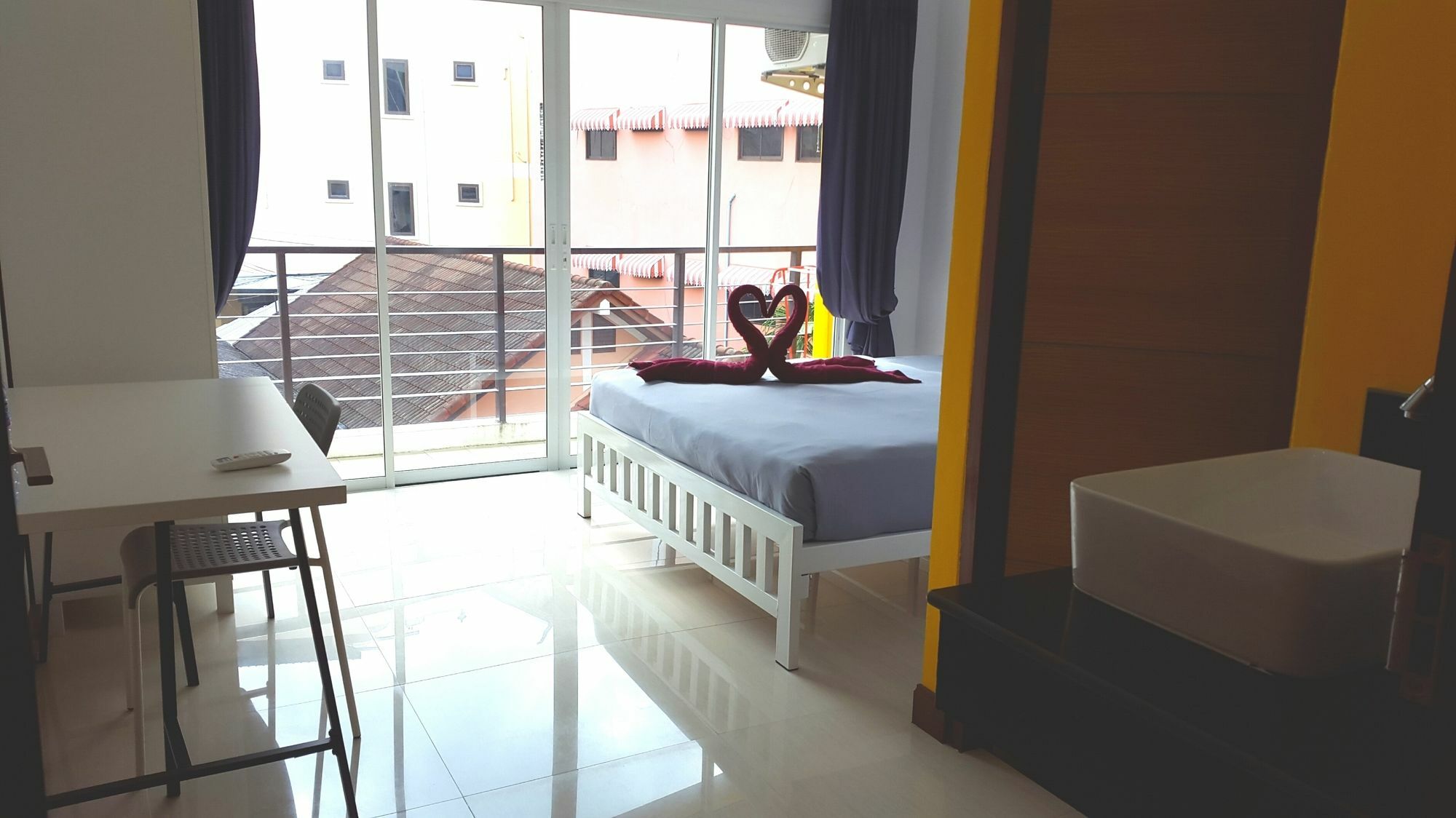 Hostel Bedbox *