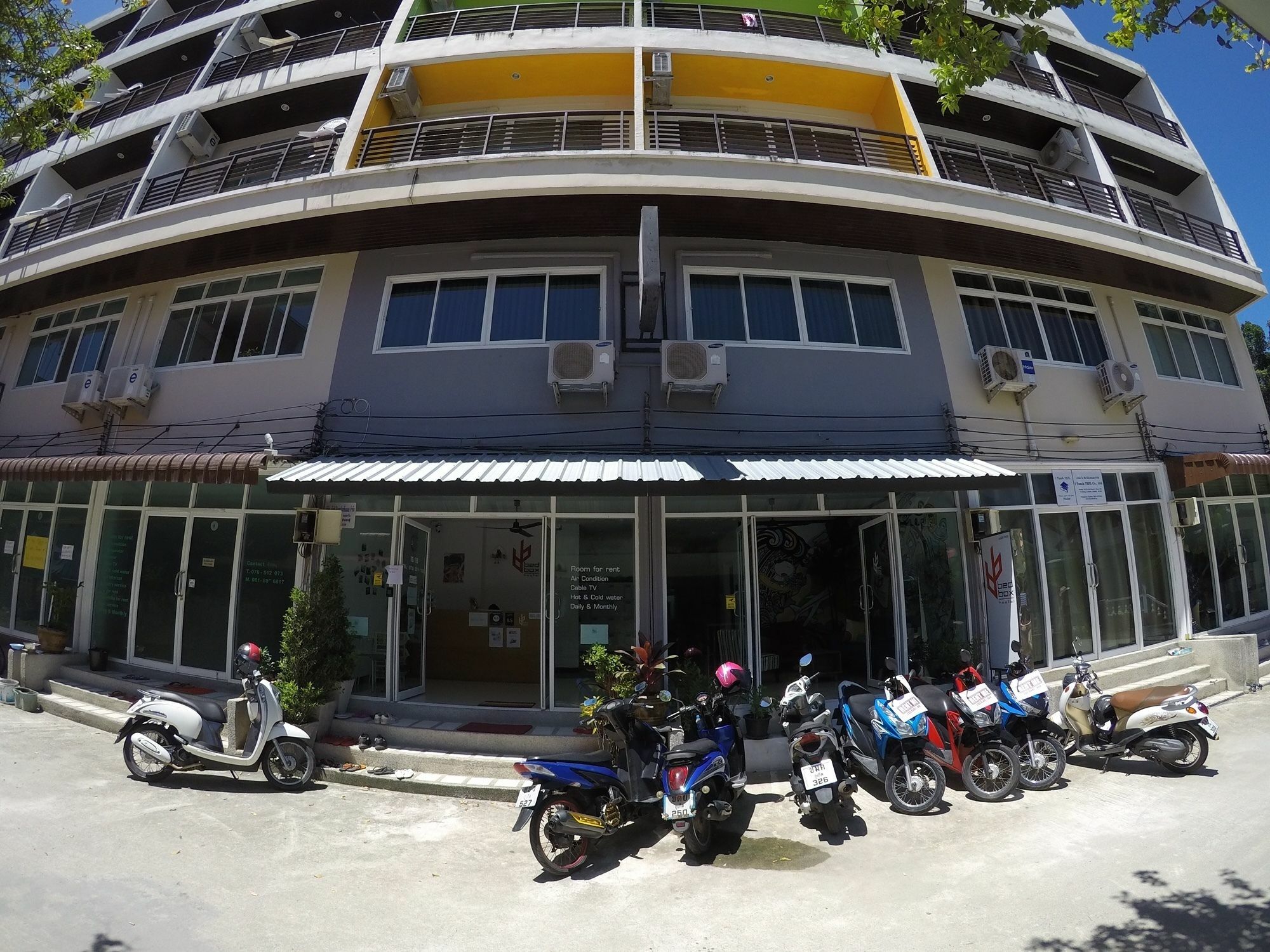 Hostel Bedbox Patong
