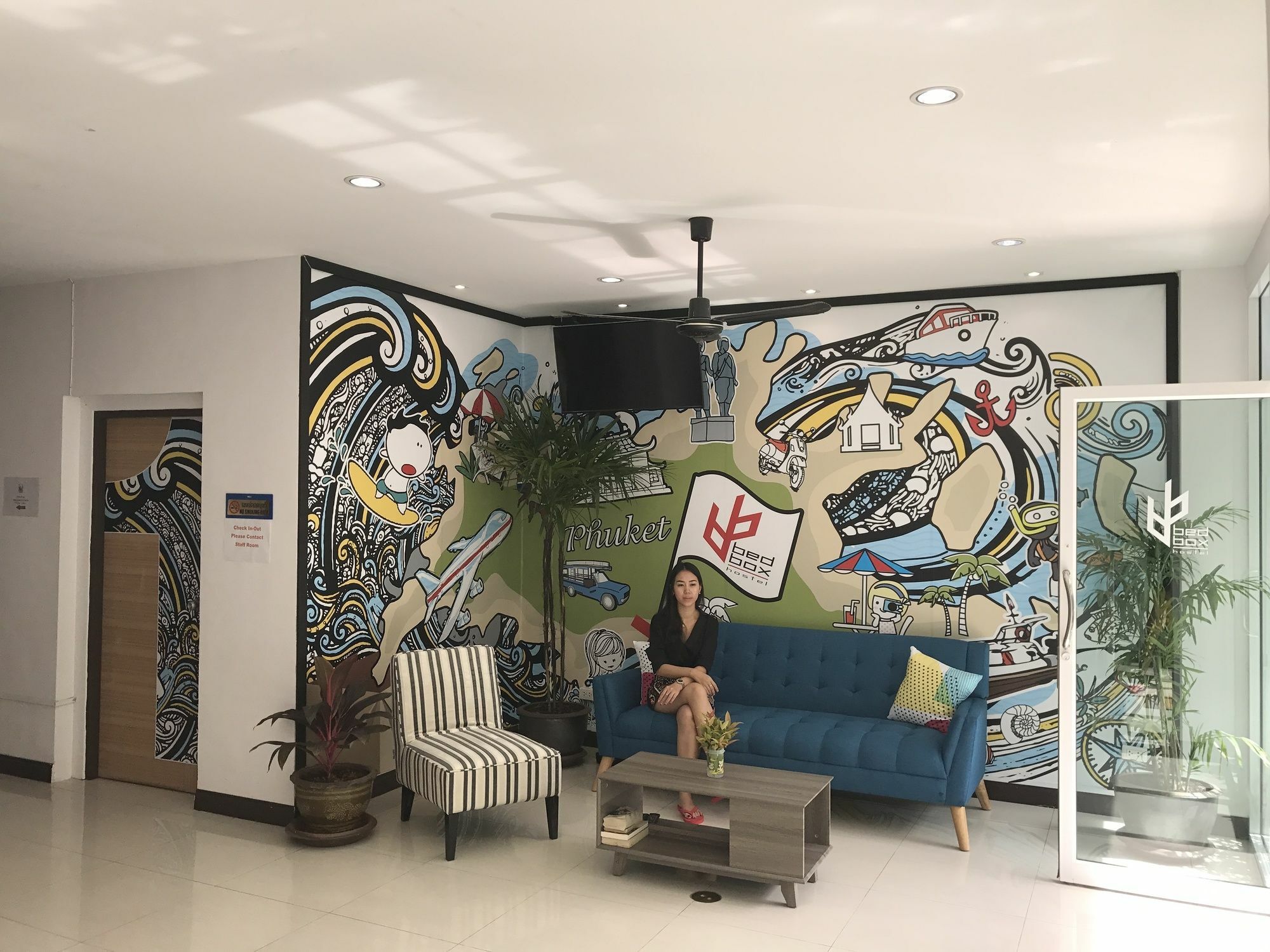 Hostel Bedbox Patong