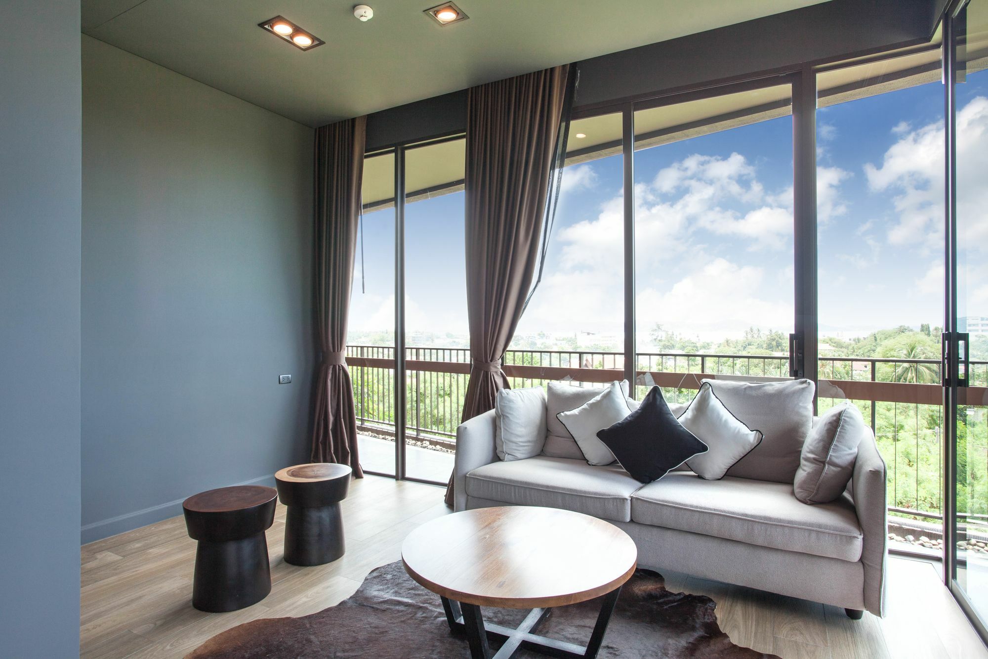 Hotel Saturdays By Rents In Phuket