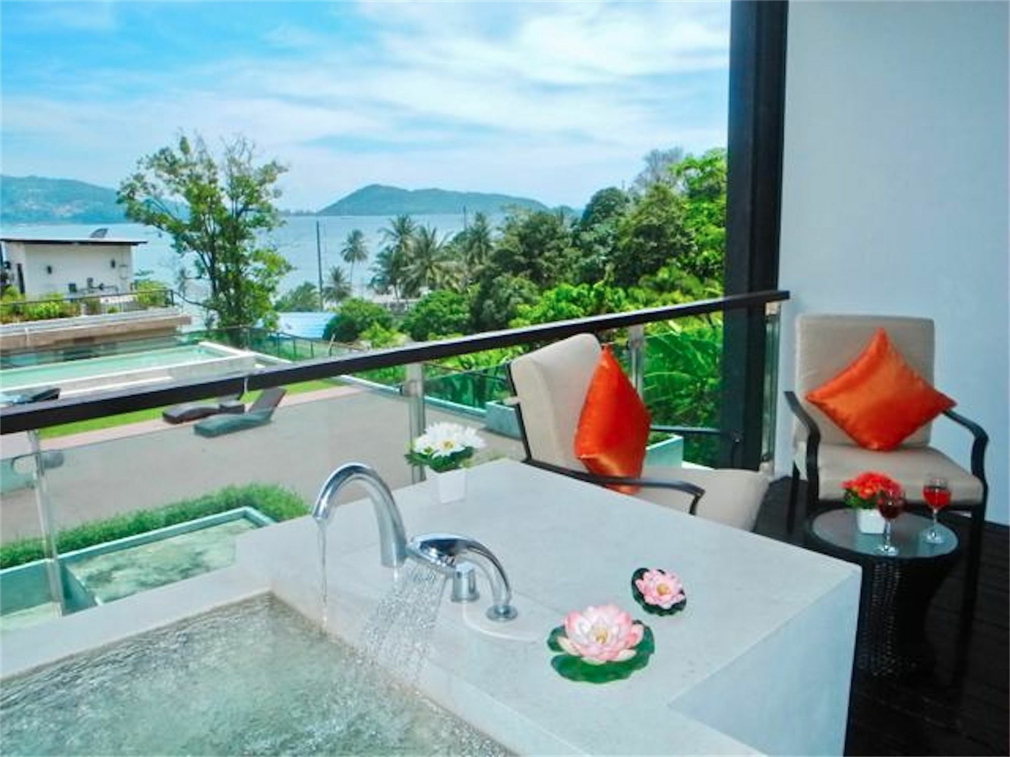 The Privilege : 1 Bedroom In Apartment