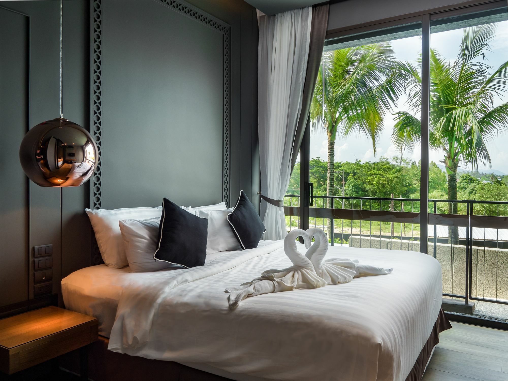 Saturdays By Rents In Phuket Hotel