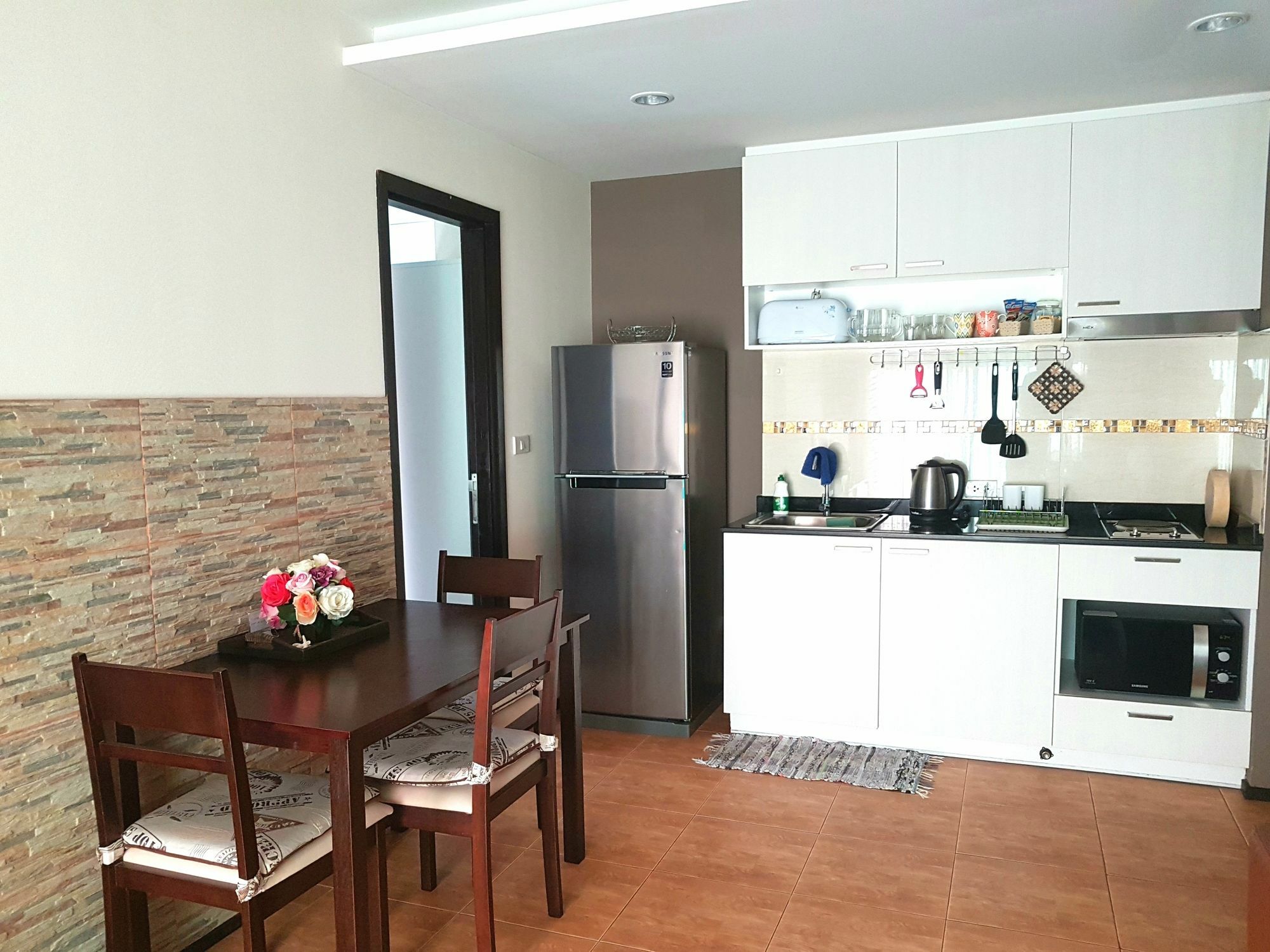 The Title 1 By Phr Apartment Rawai