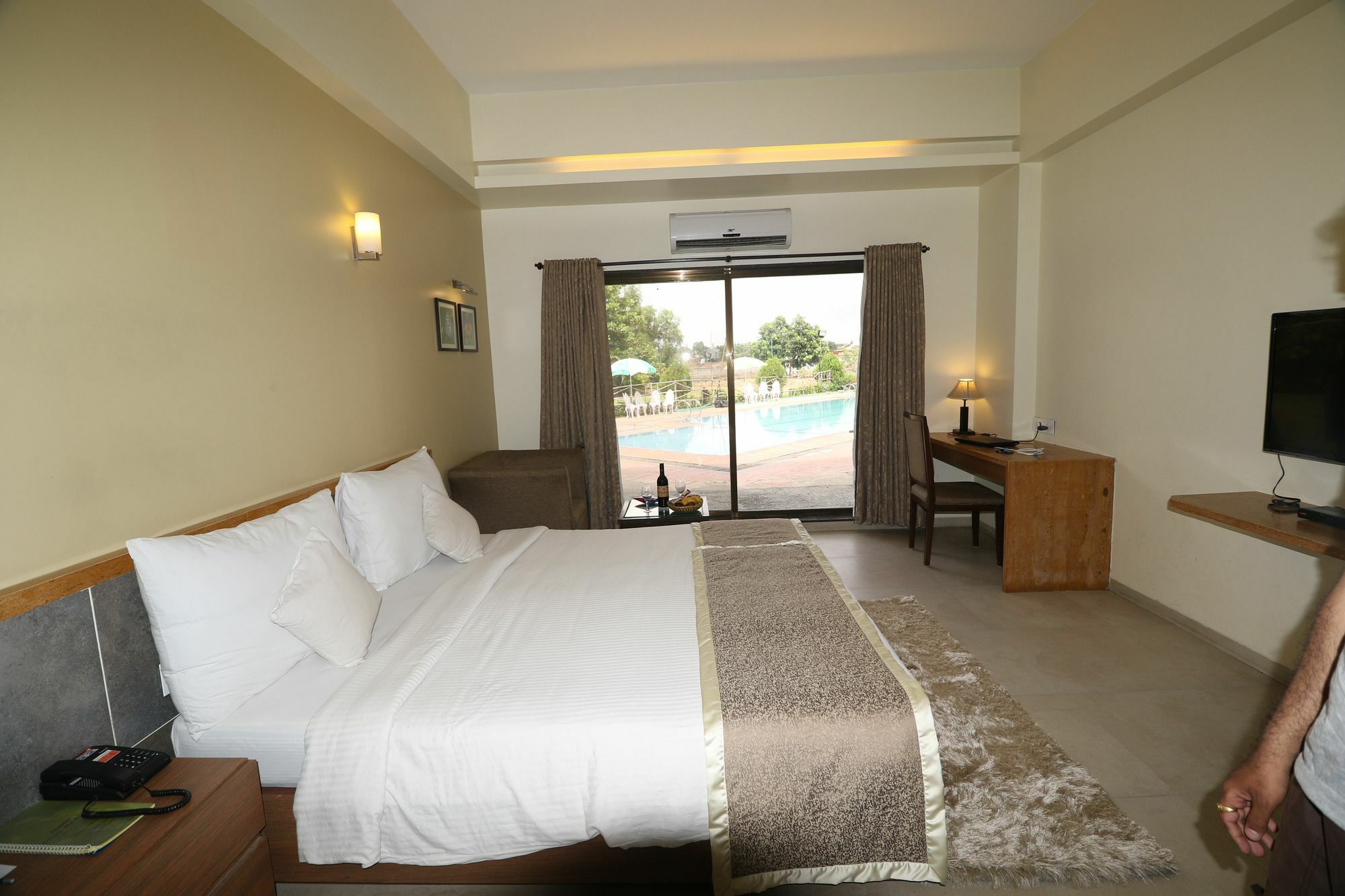 Exhicon New Life Classic Hotel