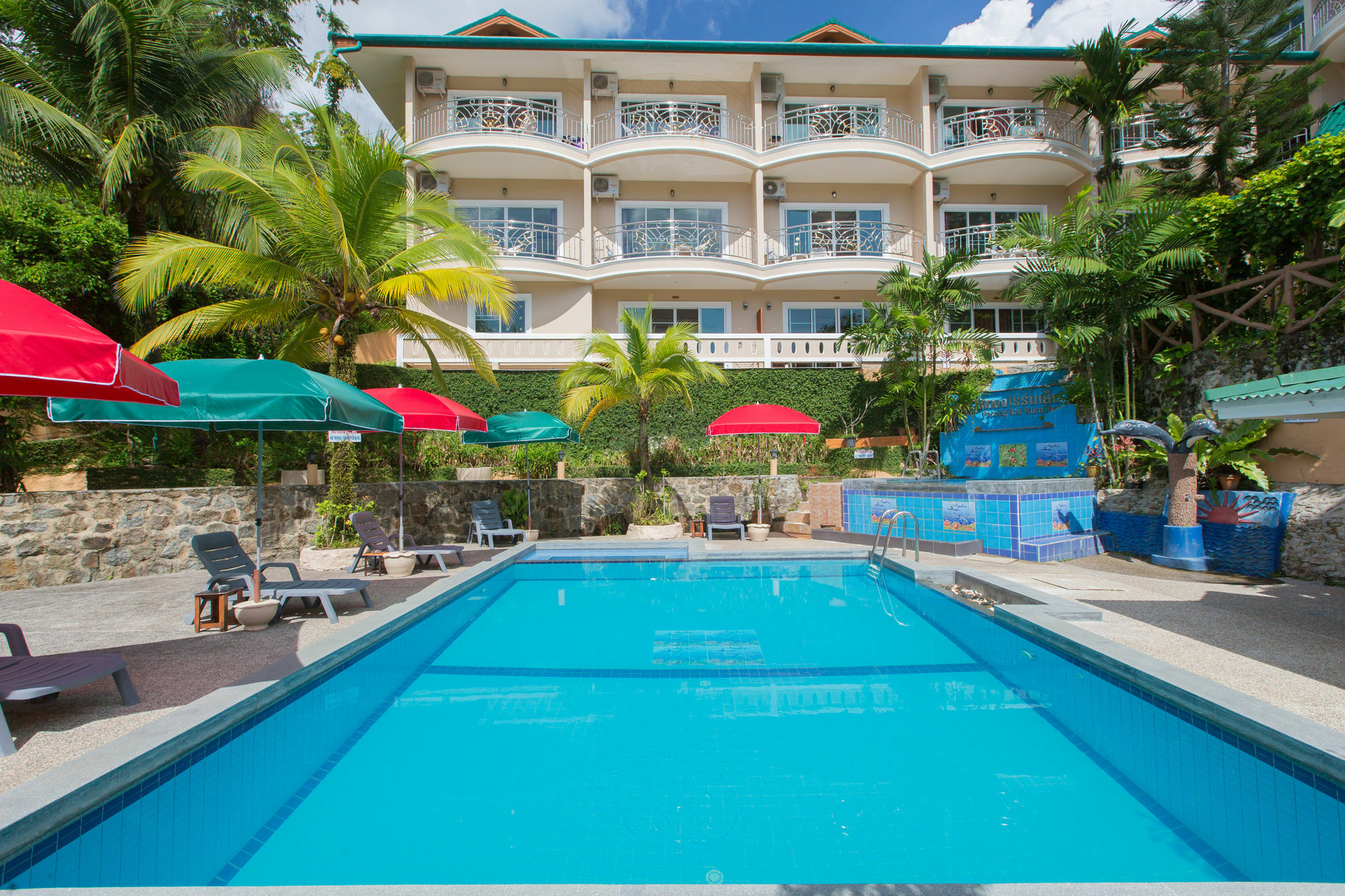 Rai Rom Yen Sha Apartment