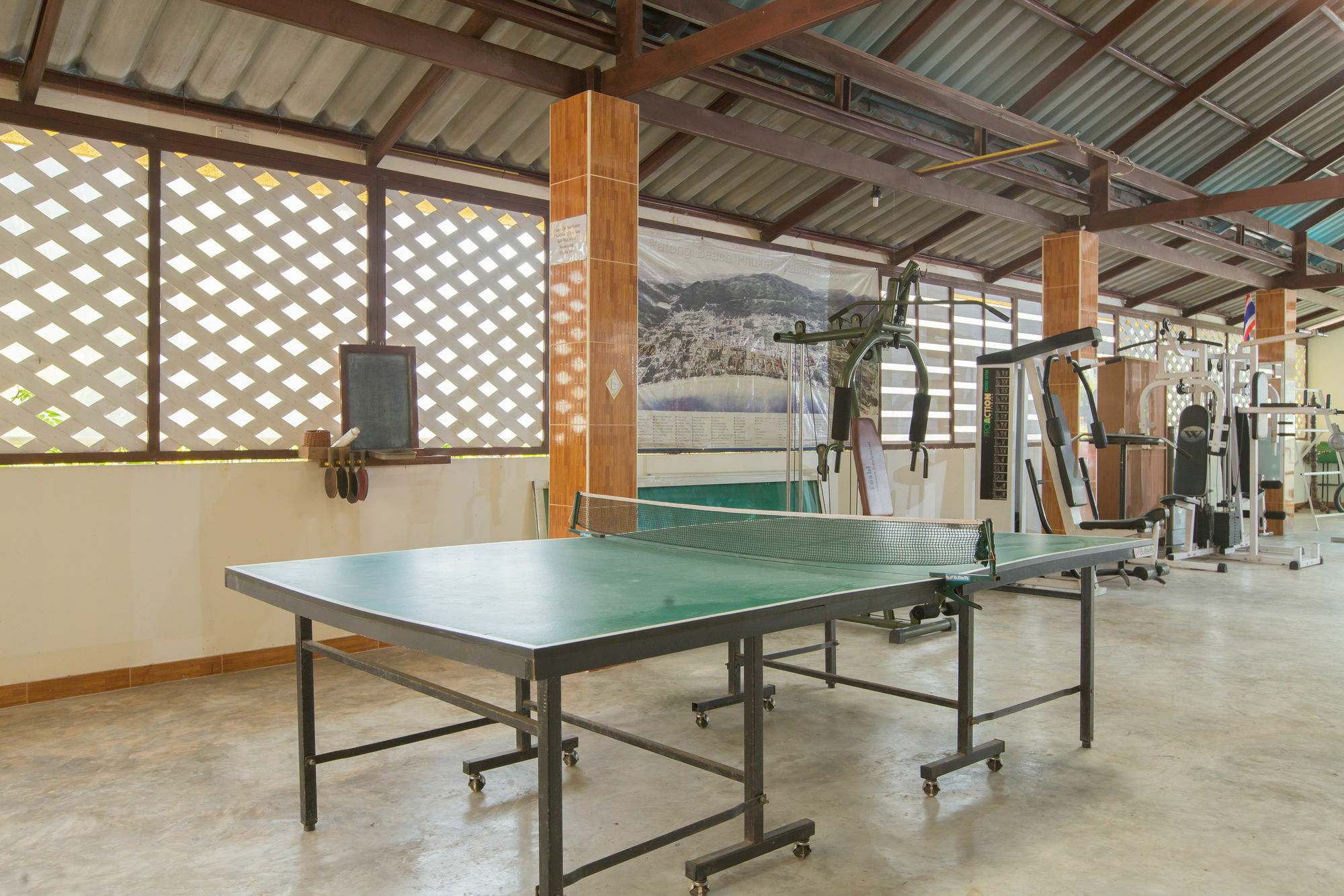 Rai Rom Yen Sha Apartment Patong