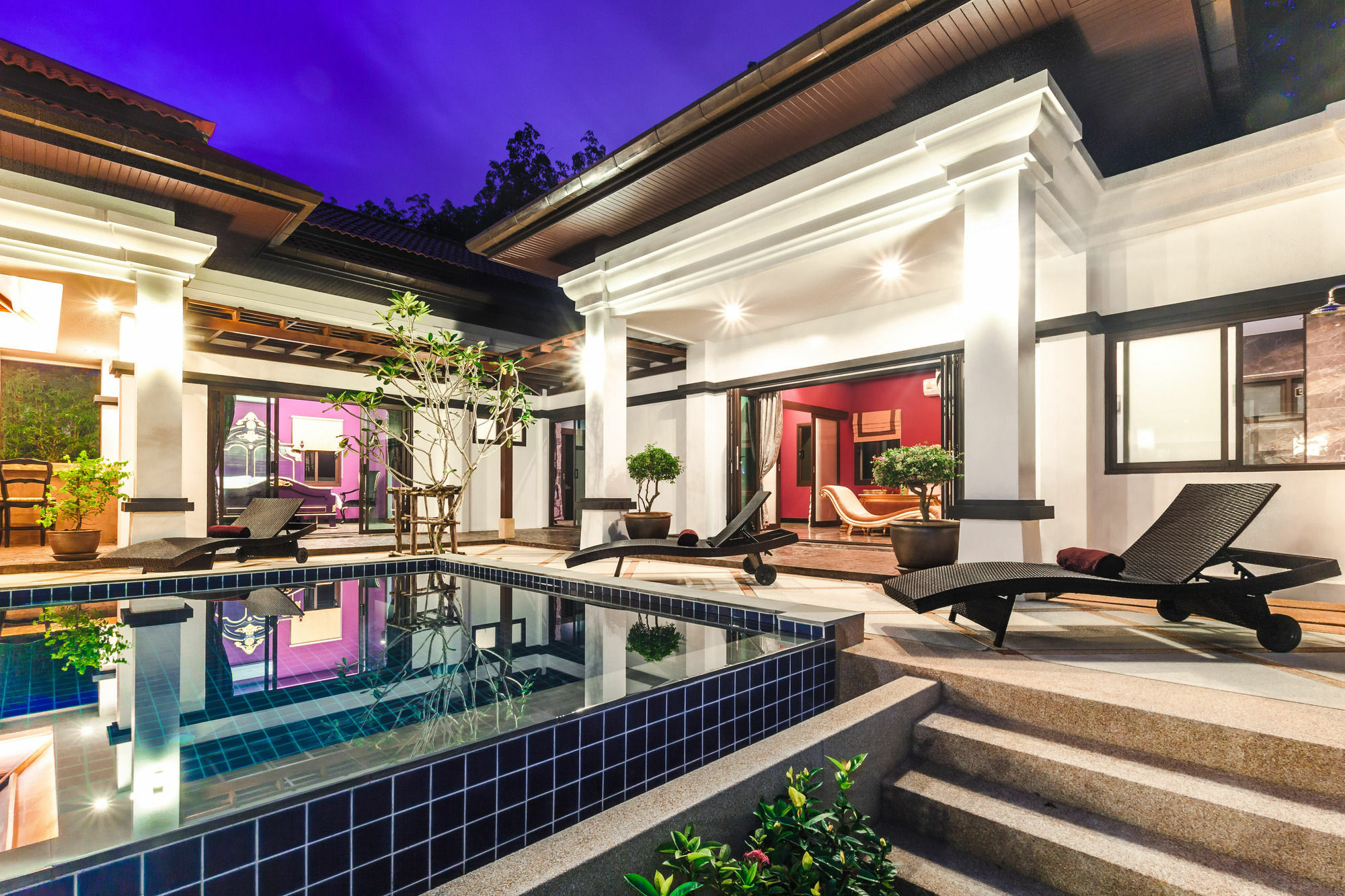 Villa Jewels Phuket *