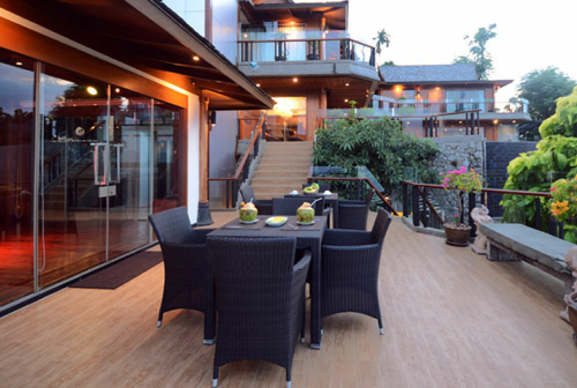 Villa Koi Signature Surin Beach (Phuket)