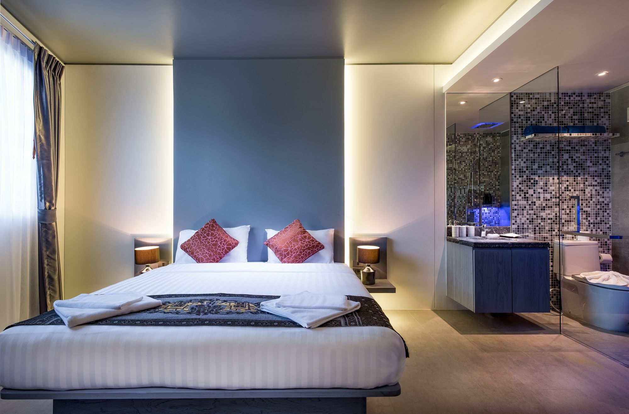 Resotel, Sha Extra Hotel 4*